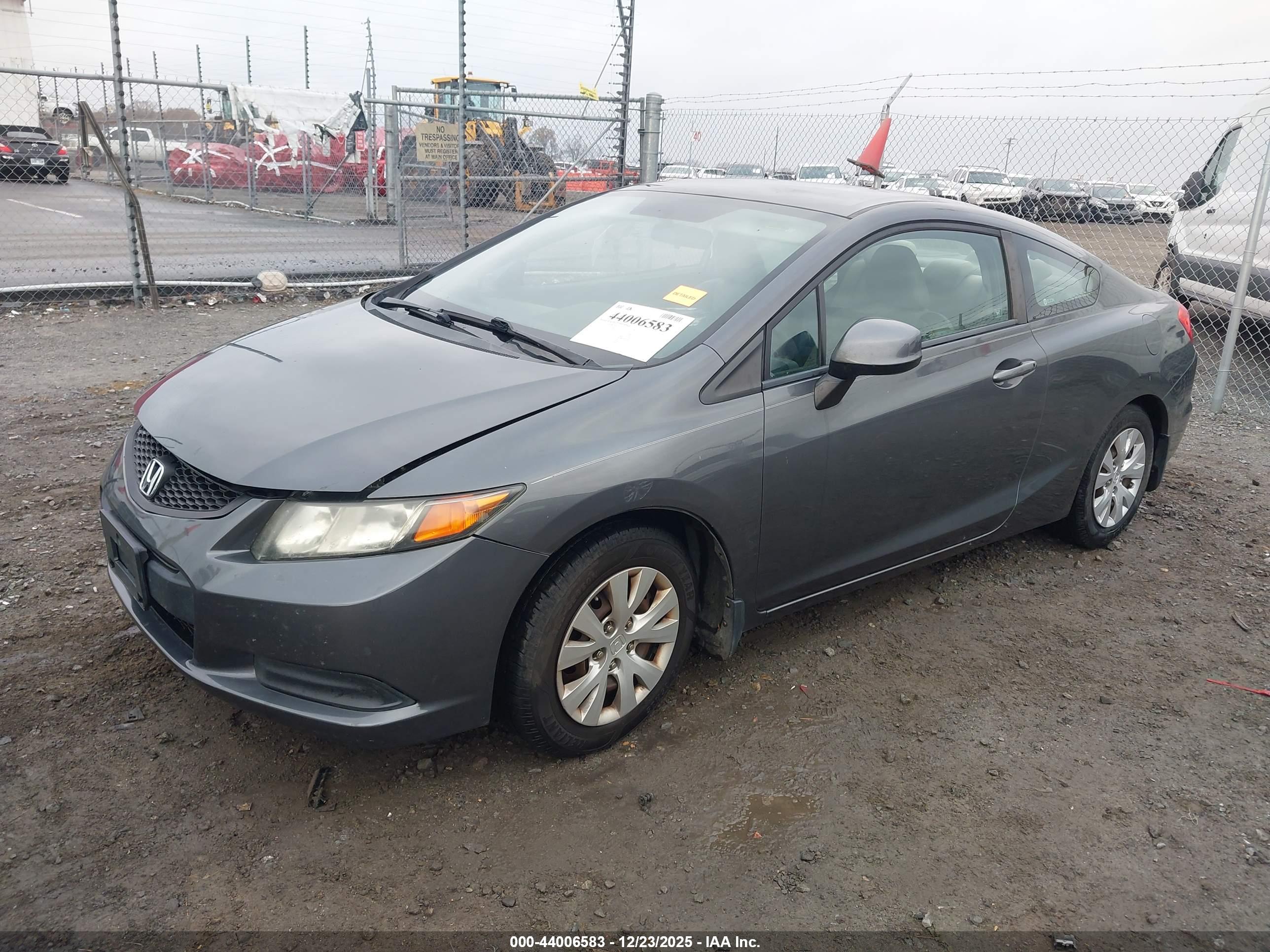 HONDA CIVIC image 2