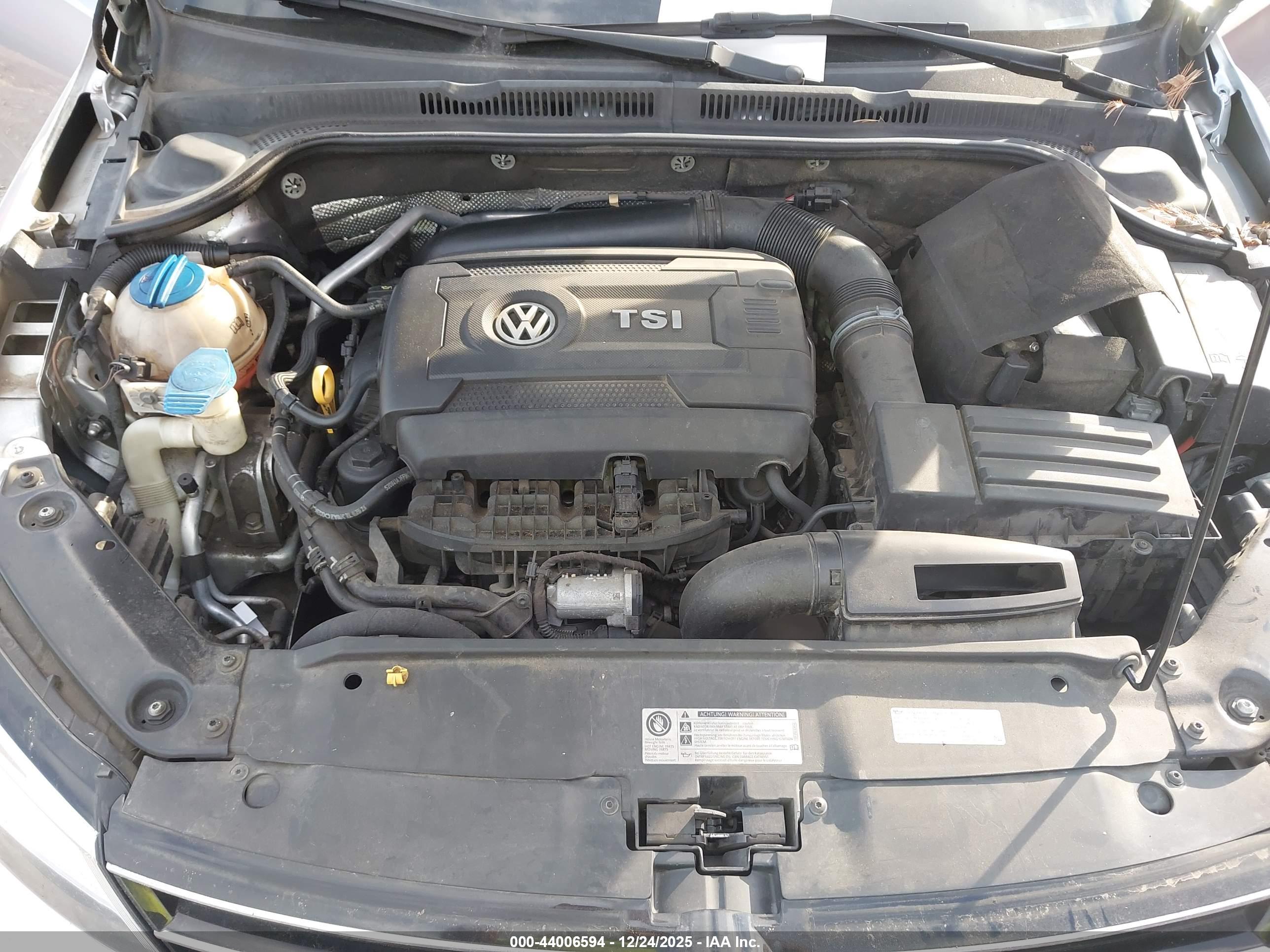 VOLKSWAGEN JETTA image 10