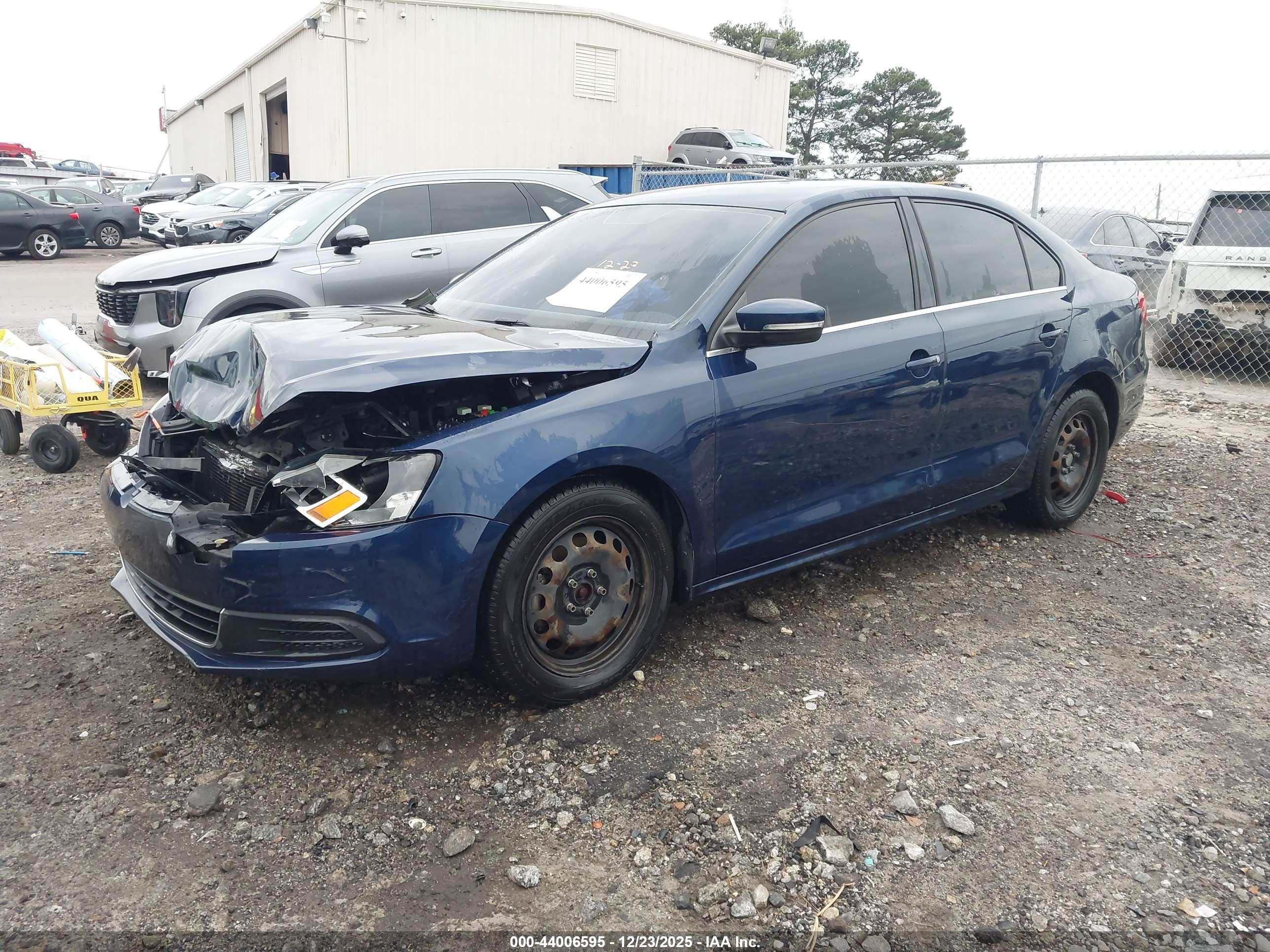VOLKSWAGEN JETTA image 2