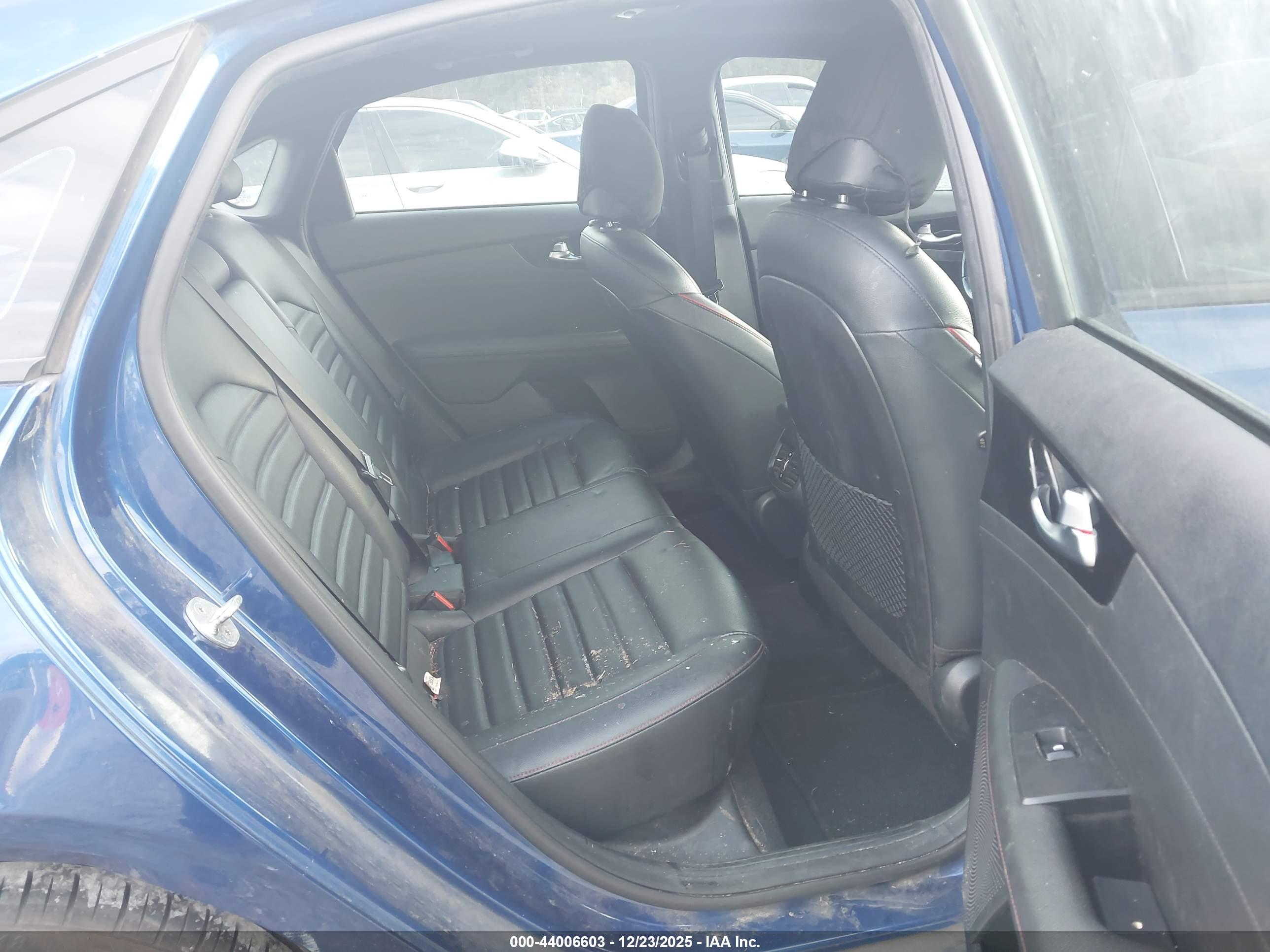 KIA FORTE image 8