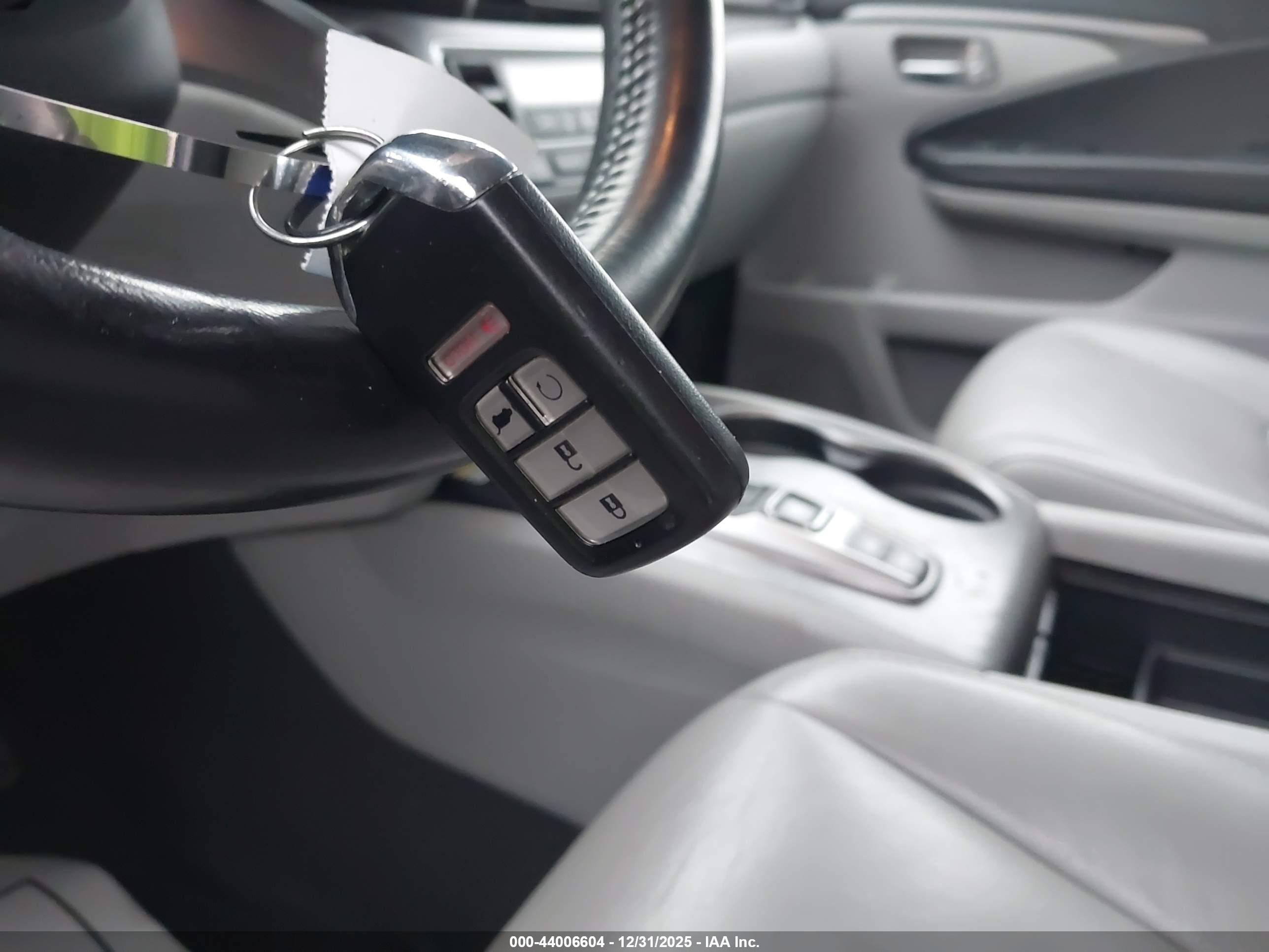 HONDA PILOT image 11