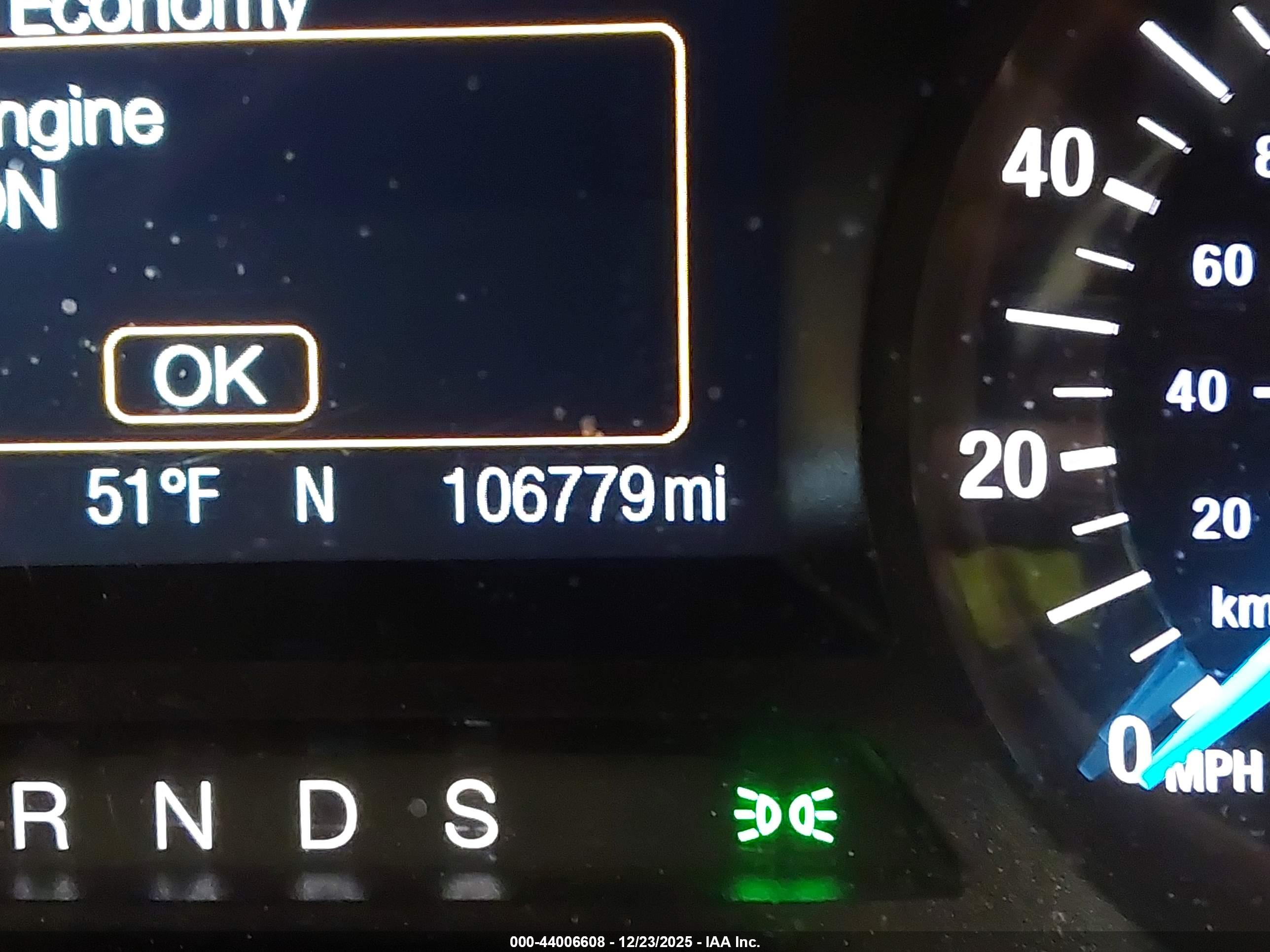 FORD FUSION image 7