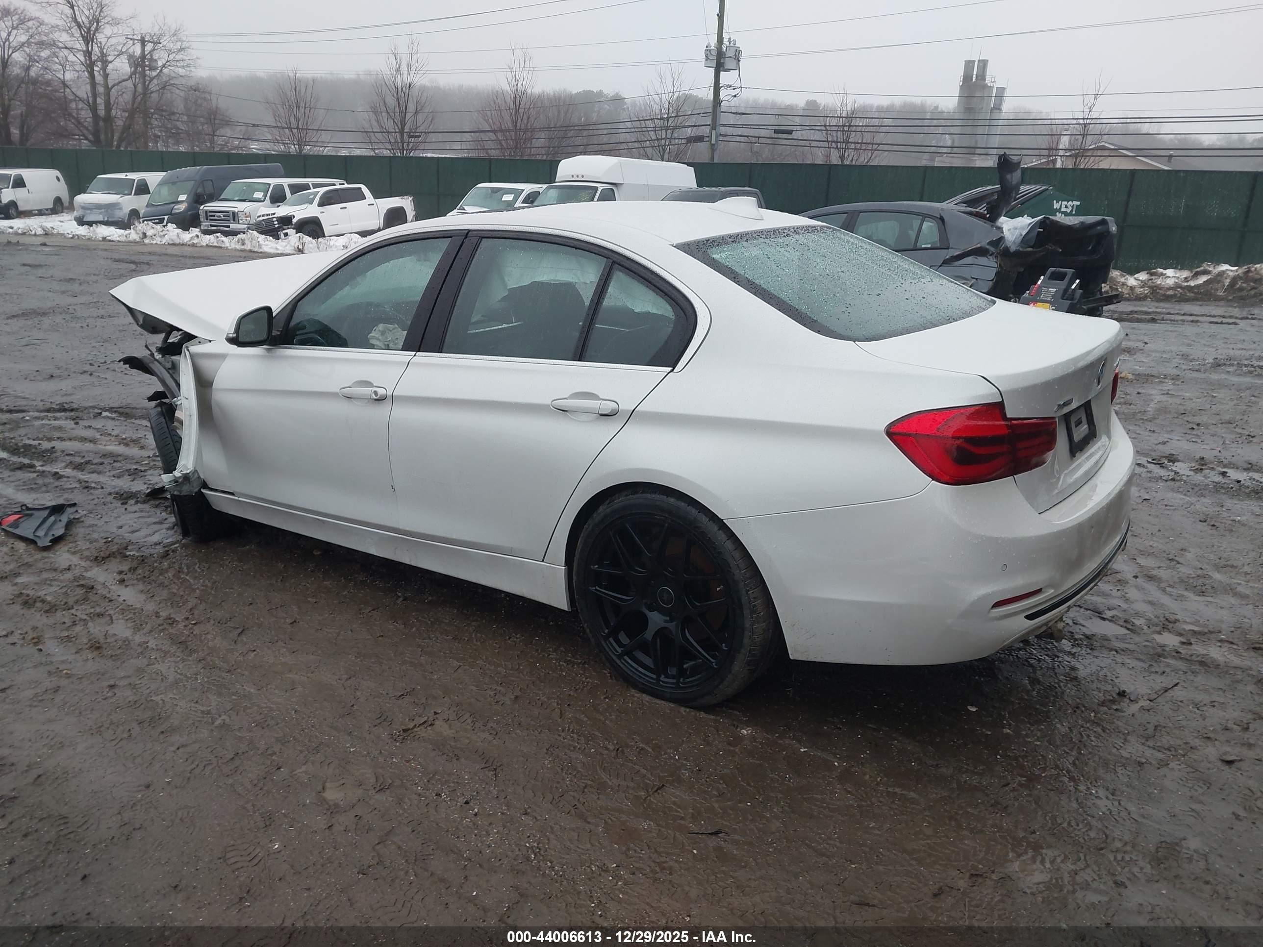 BMW 340I image 3