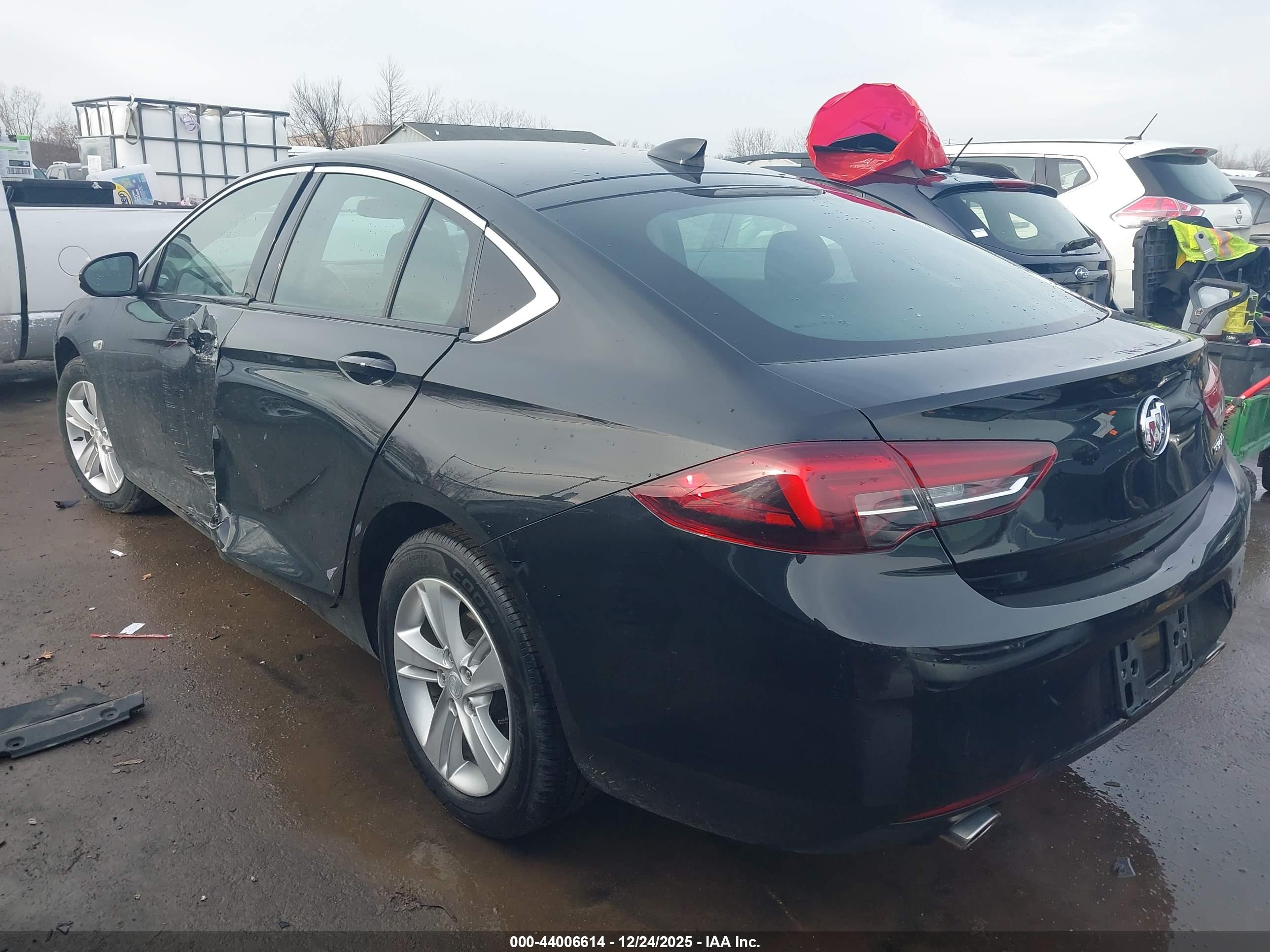 BUICK REGAL image 3