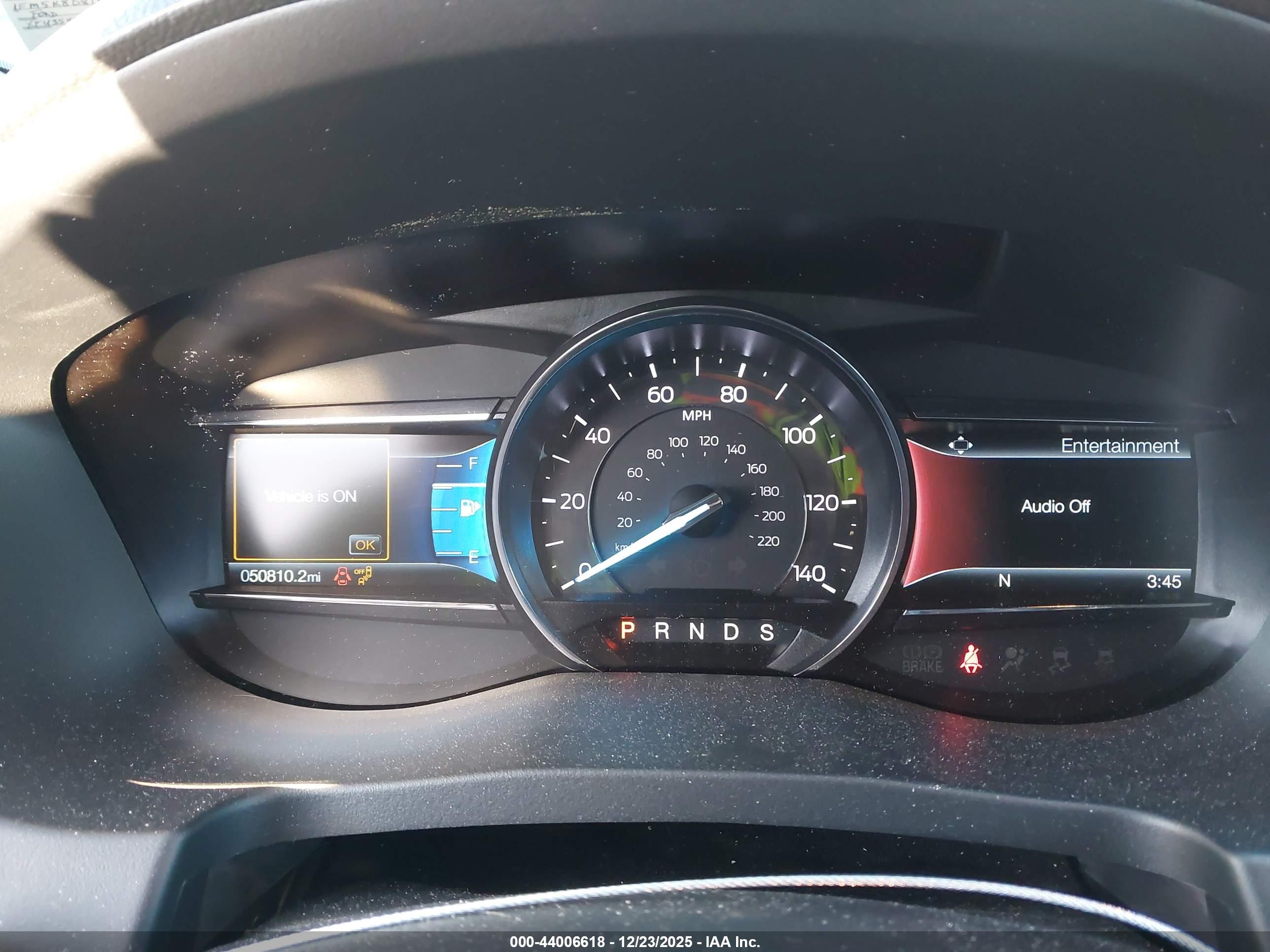 FORD EXPLORER image 7