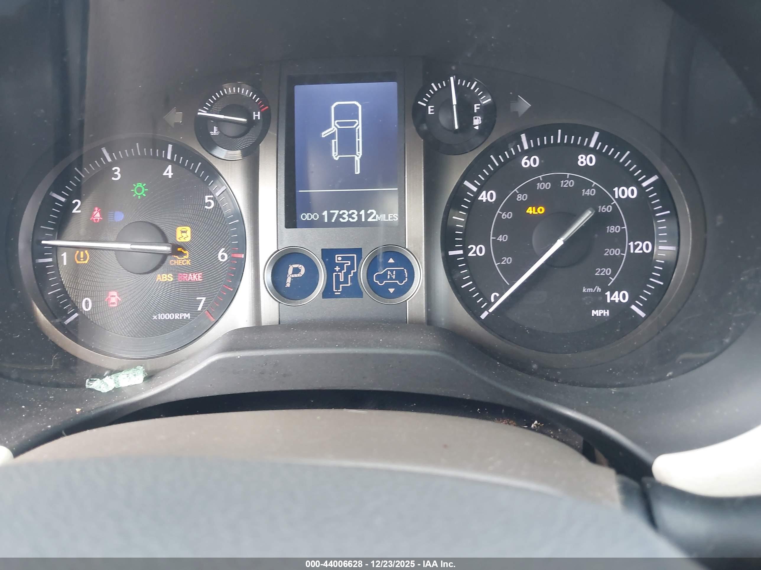 LEXUS GX image 7