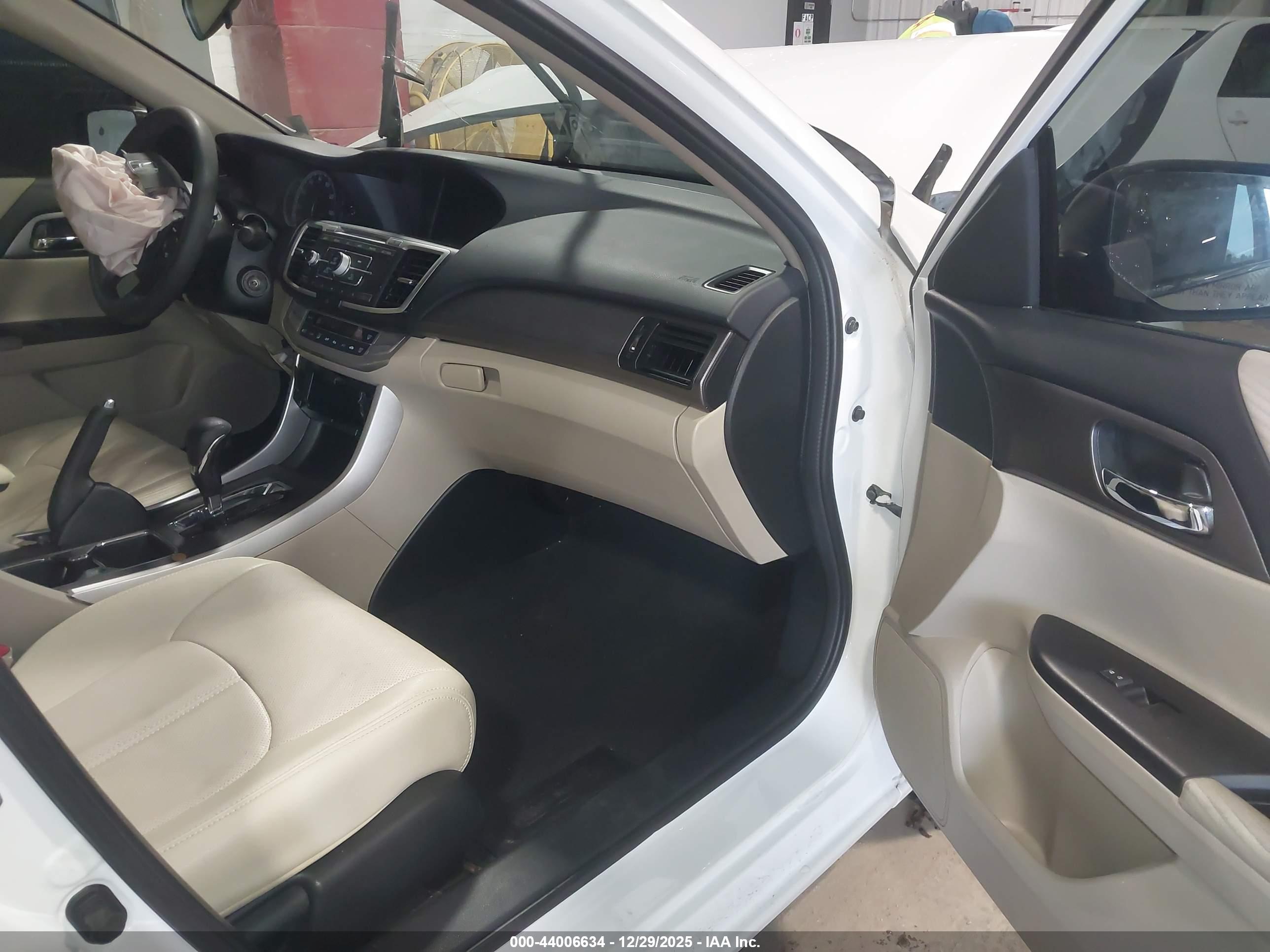 HONDA ACCORD image 5