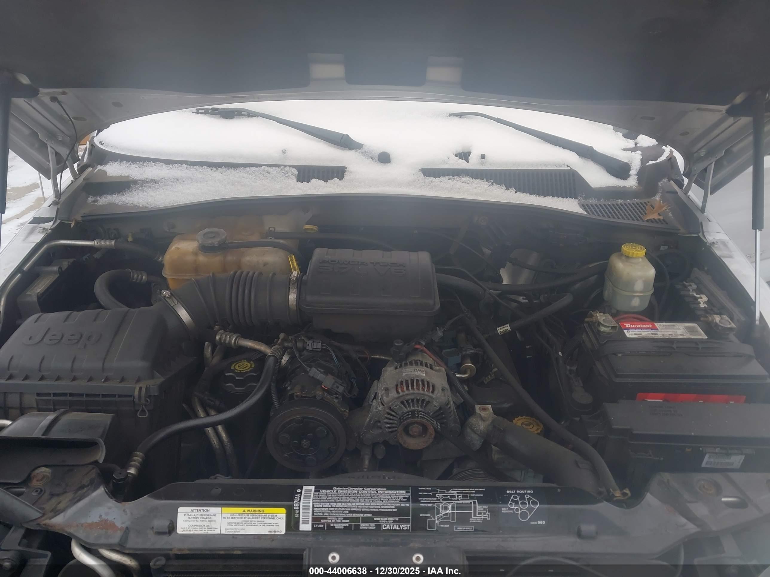 JEEP LIBERTY image 10