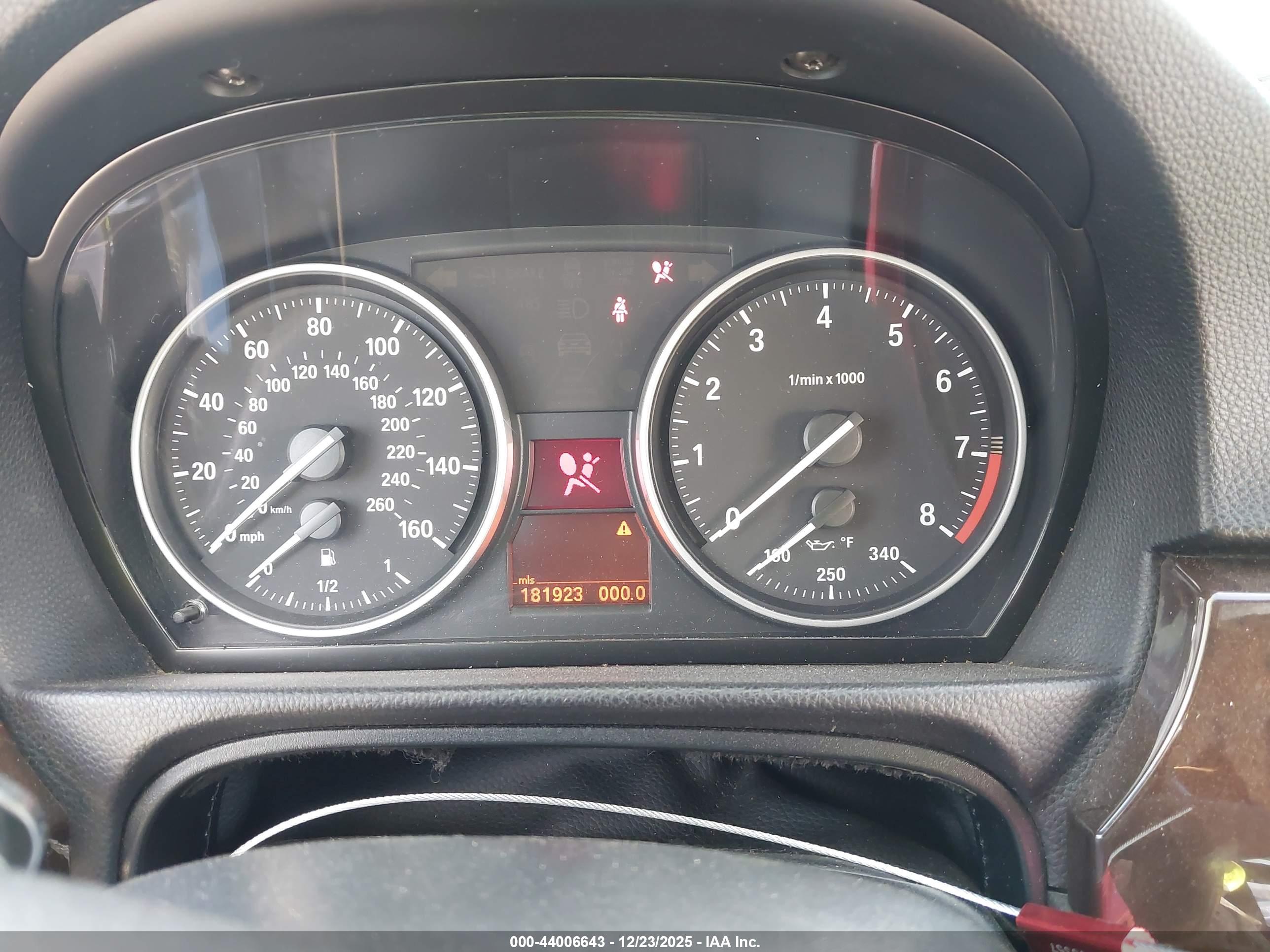BMW 335I image 7