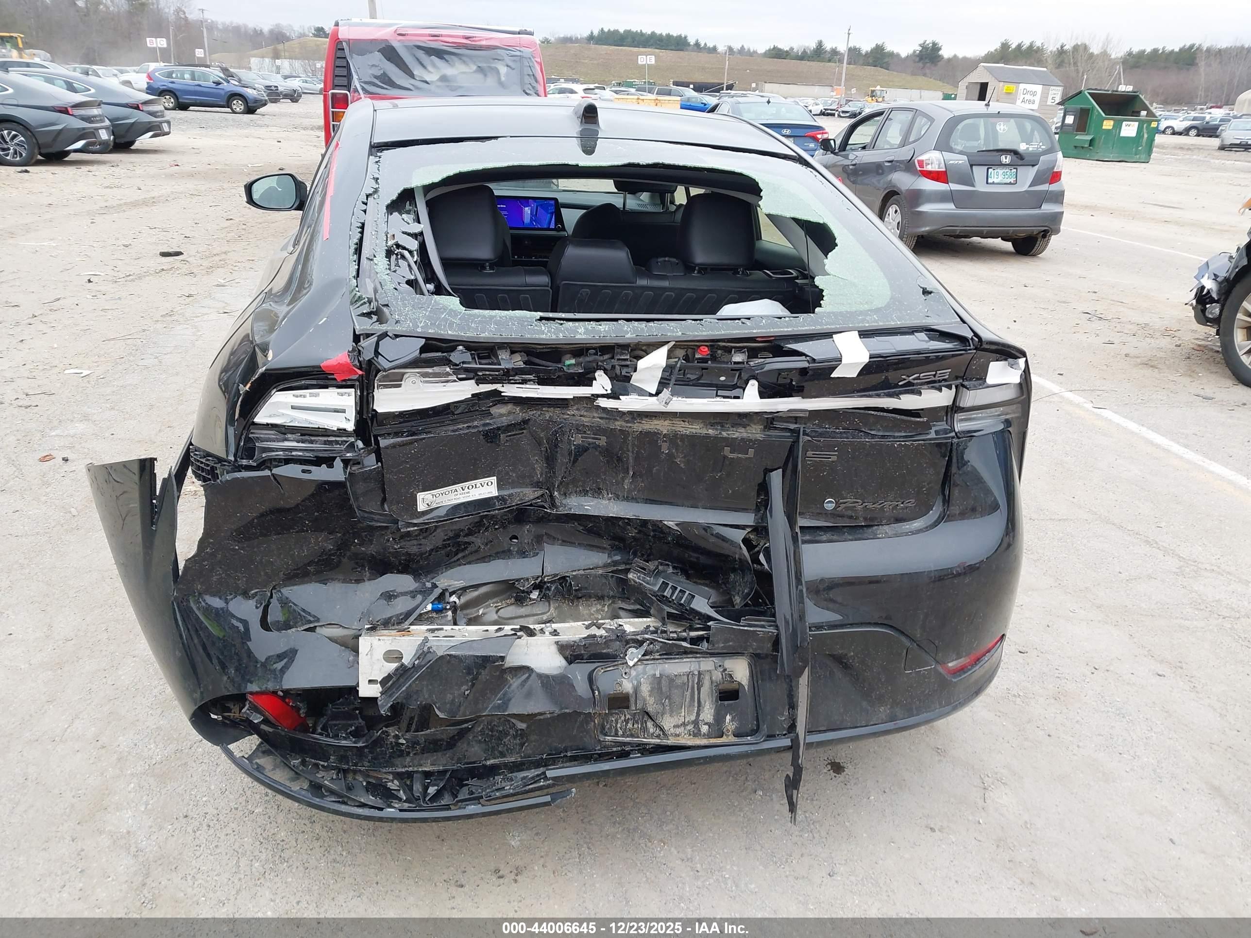 TOYOTA PRIUS image 6