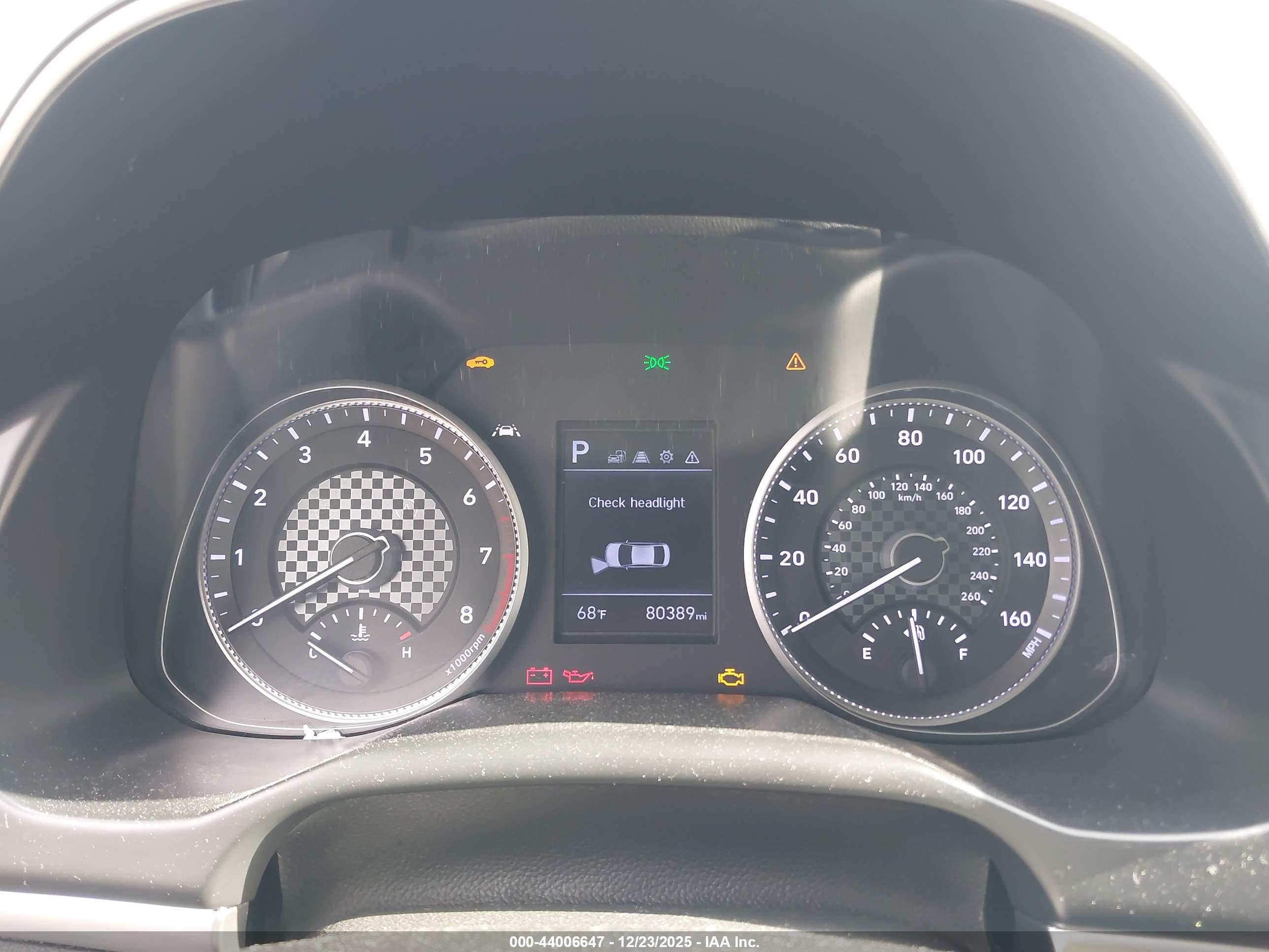 HYUNDAI ELANTRA image 7