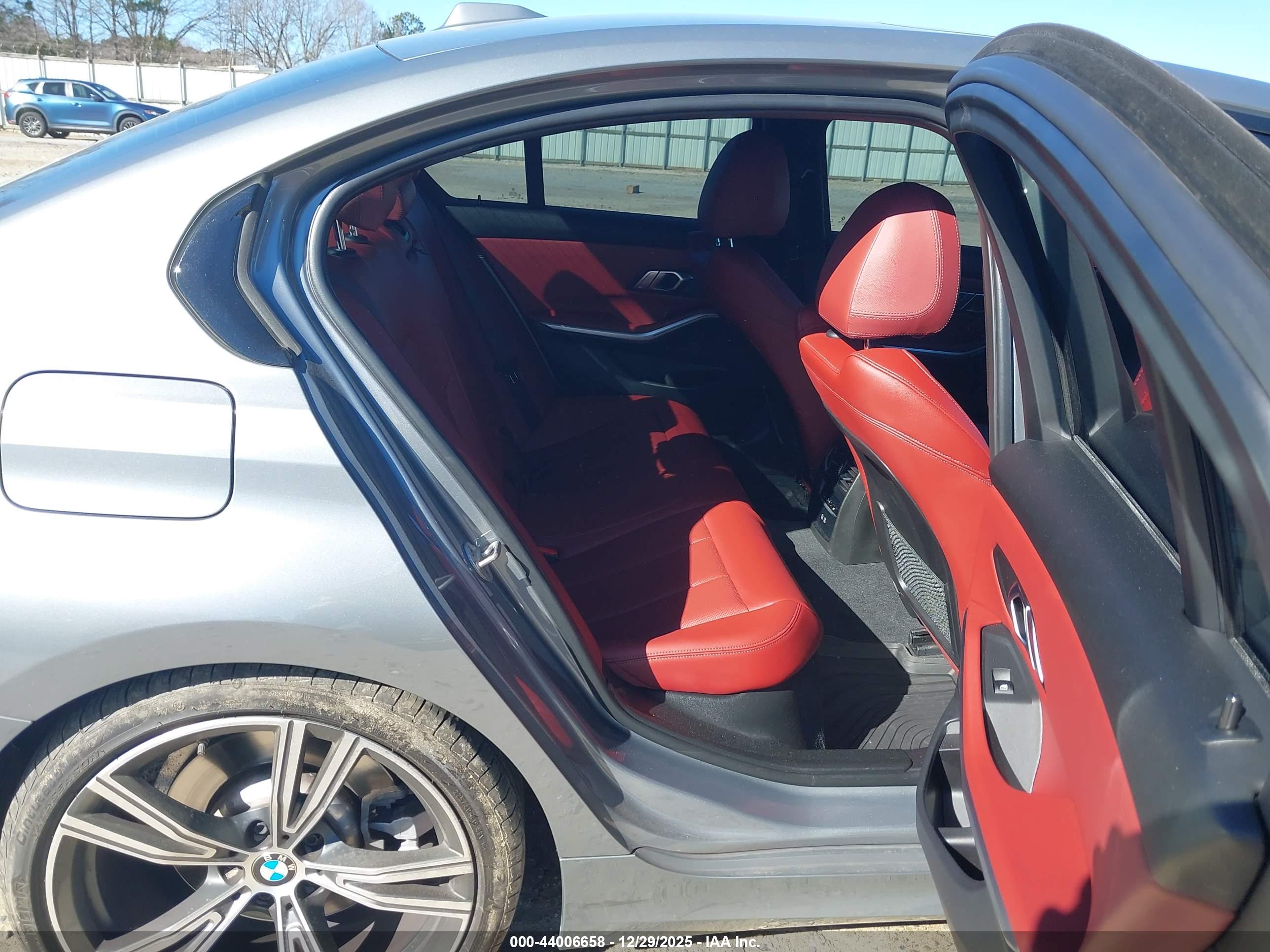 BMW 330I image 8