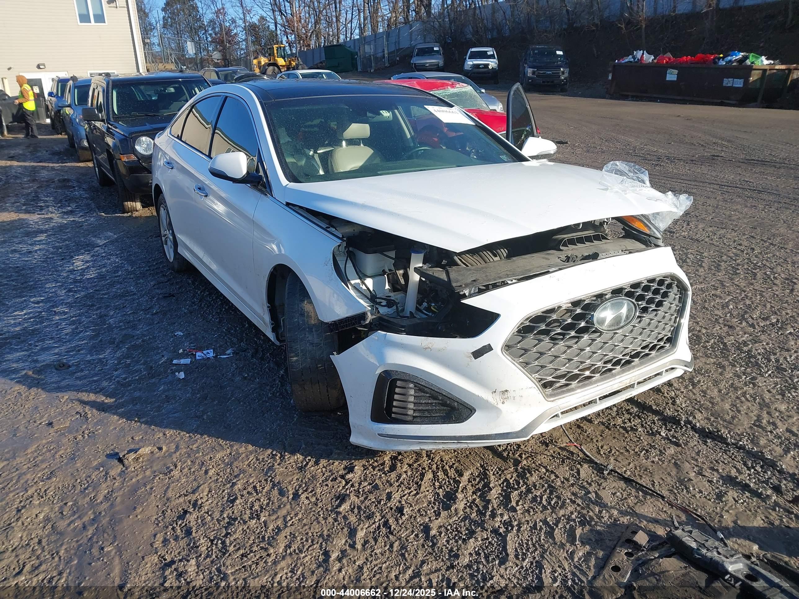HYUNDAI SONATA image 6