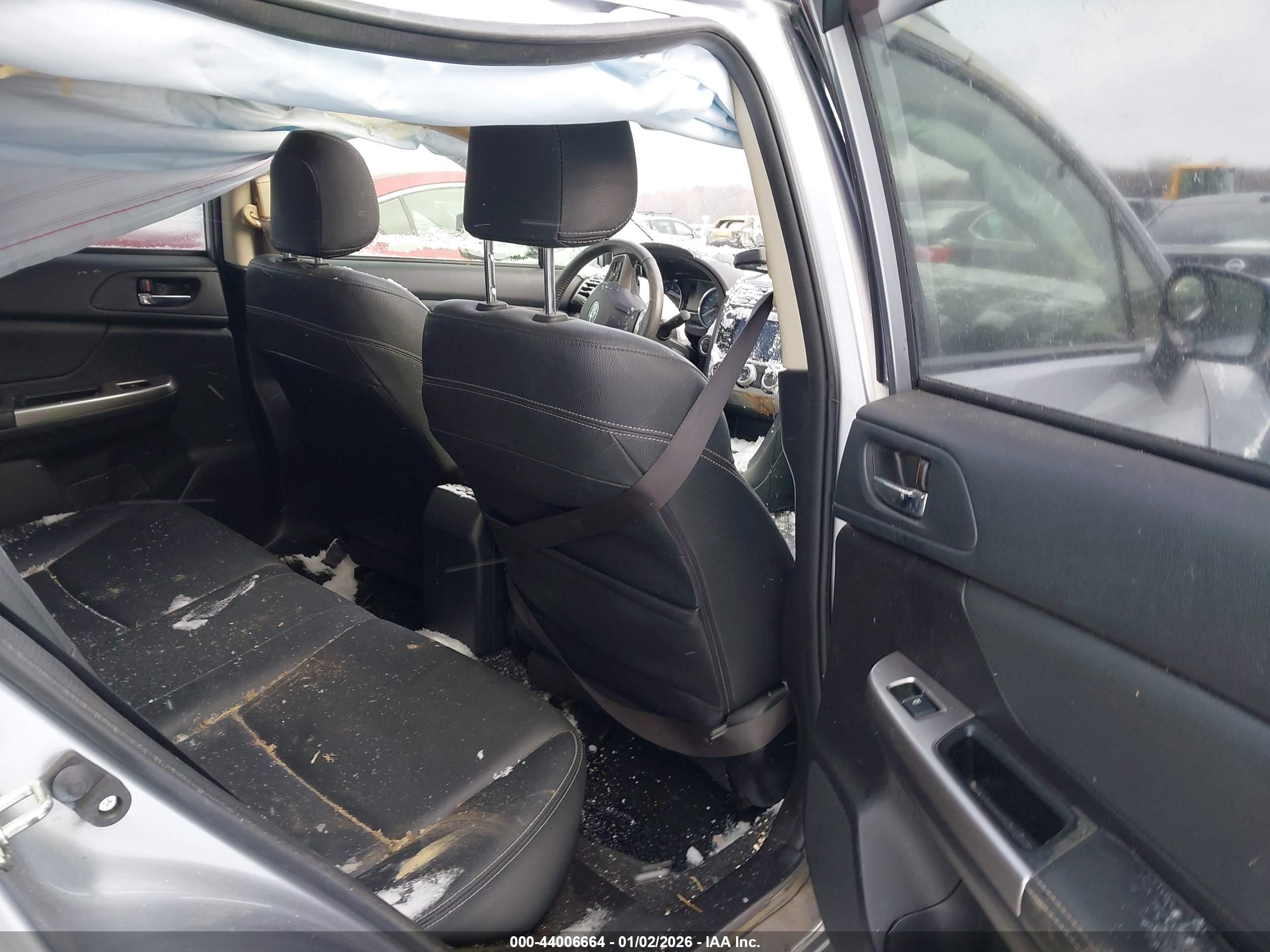 SUBARU XV image 8