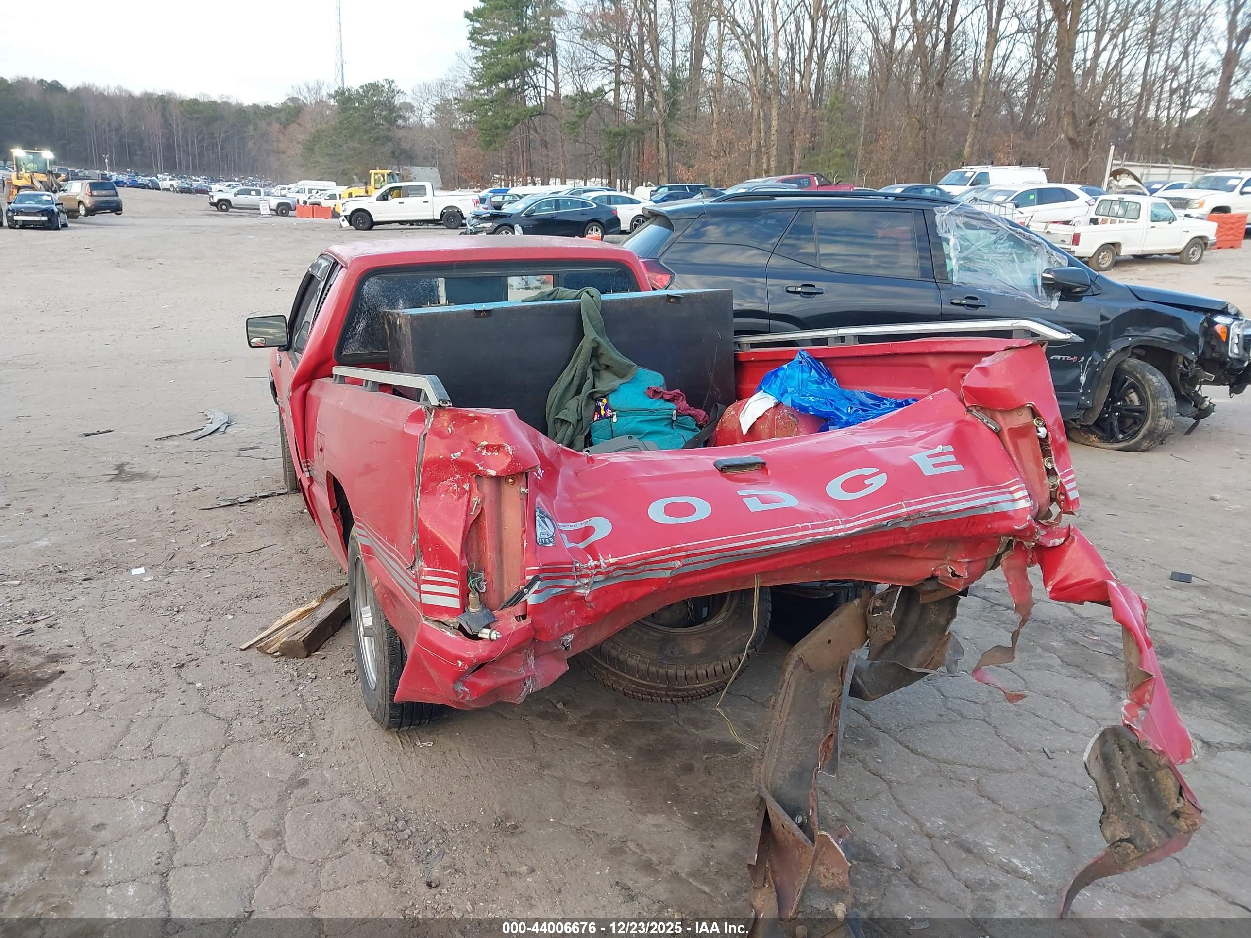 DODGE RAM image 3