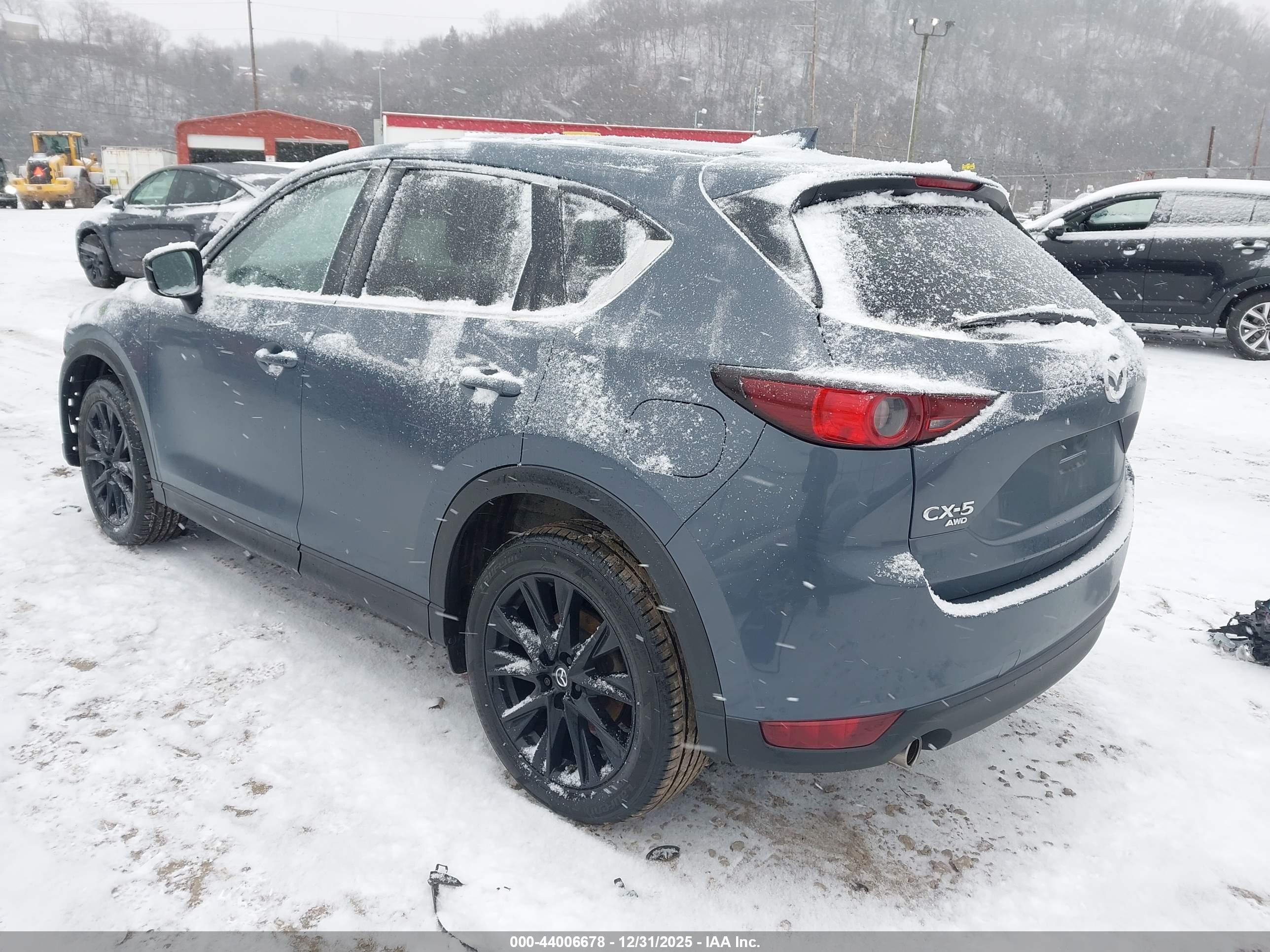 MAZDA CX-5 image 3