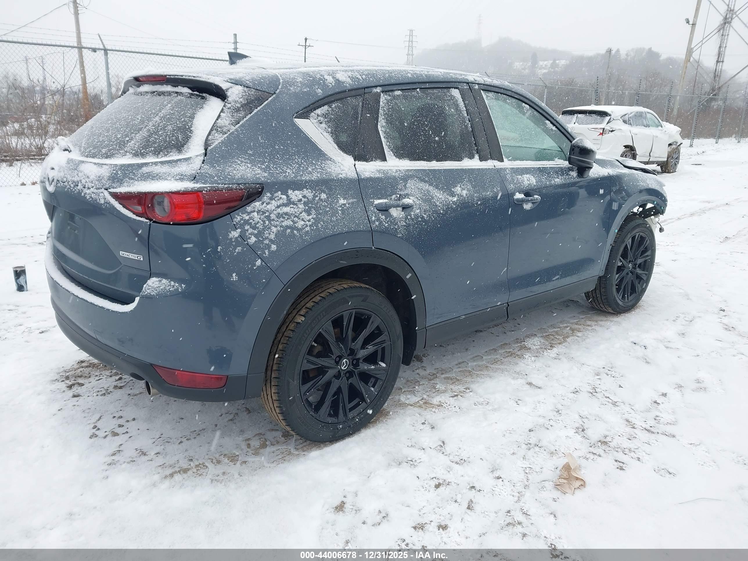 MAZDA CX-5 image 4