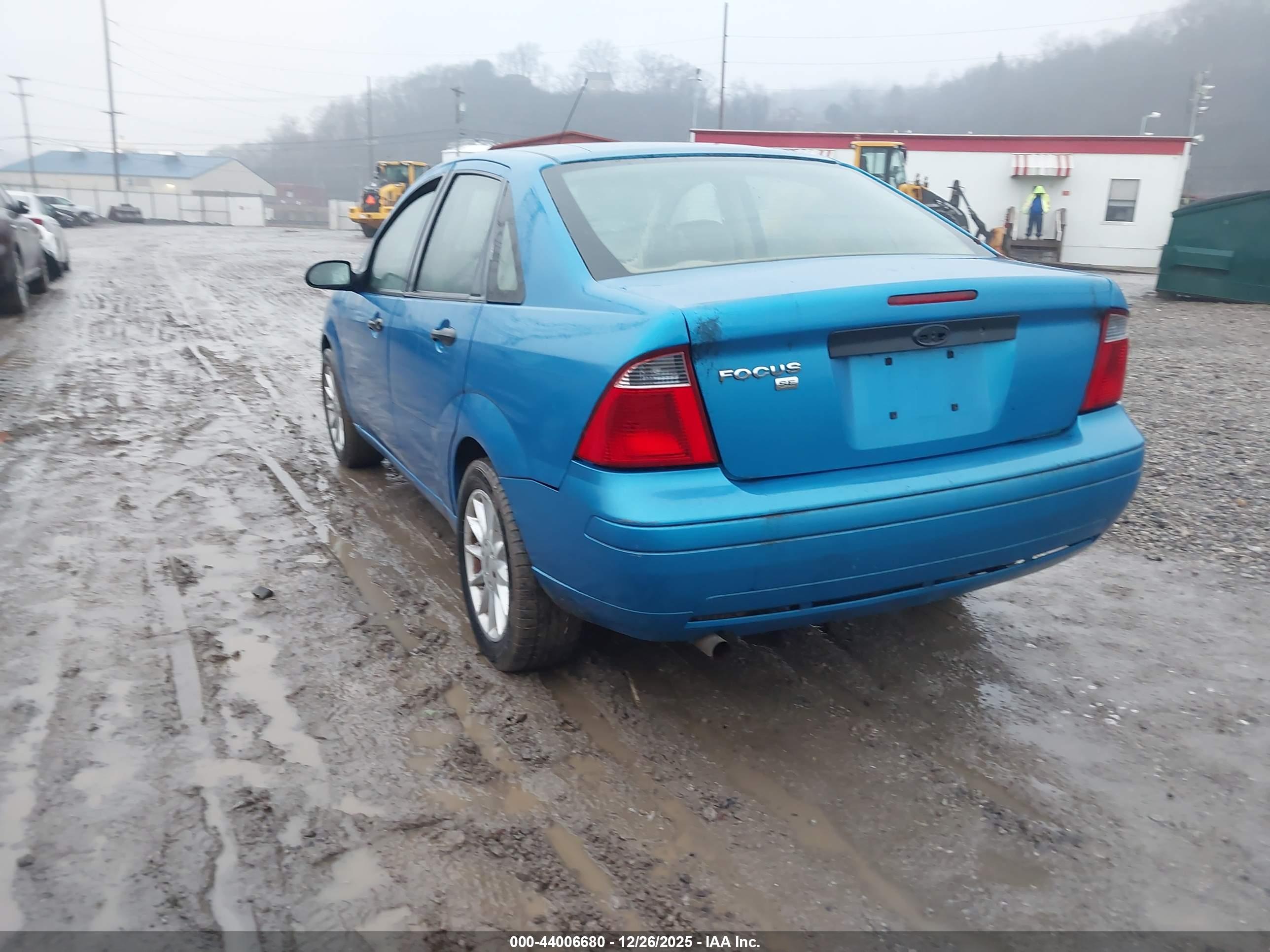 FORD FOCUS image 3