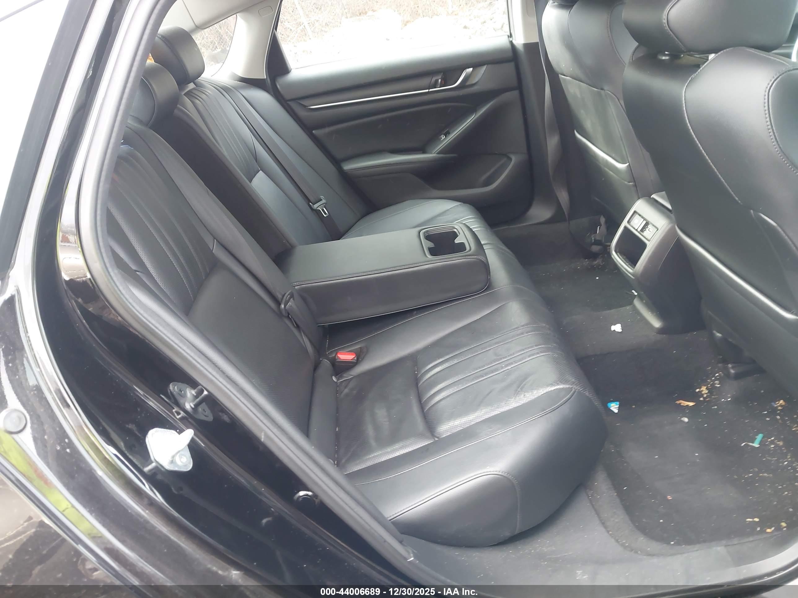 HONDA ACCORD image 8