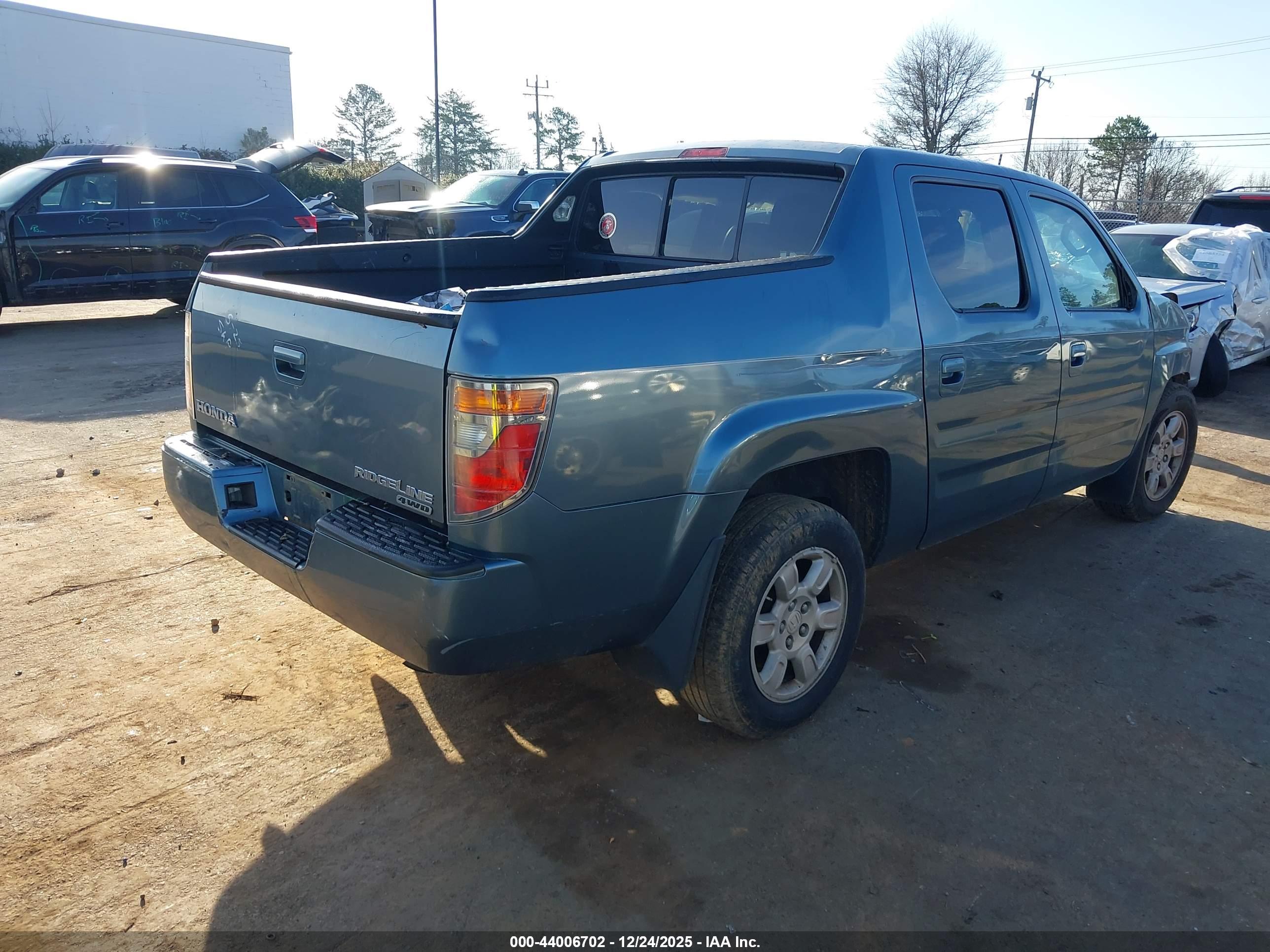 HONDA RIDGELINE image 4