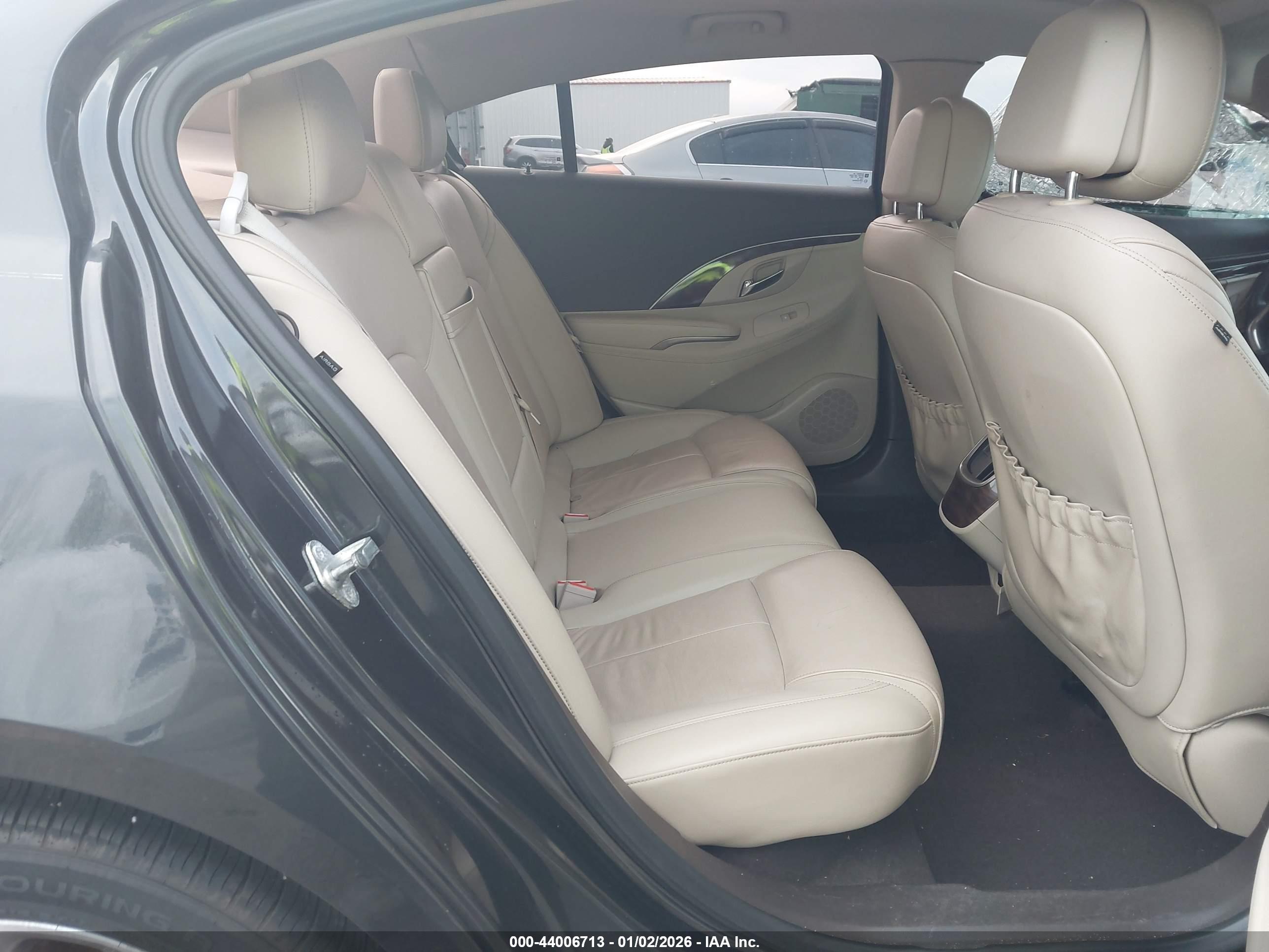 BUICK LACROSSE image 8