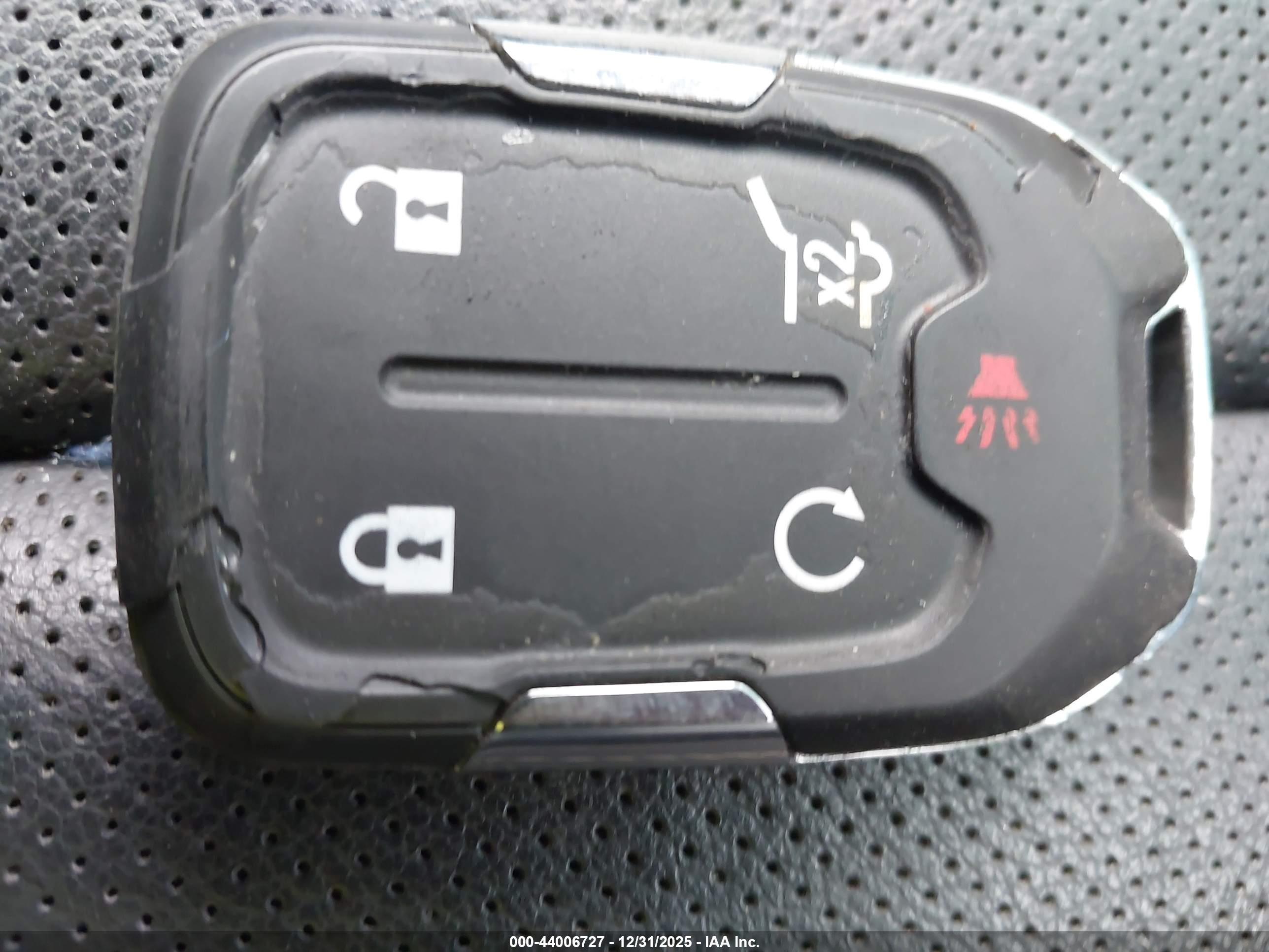 GMC ACADIA image 11
