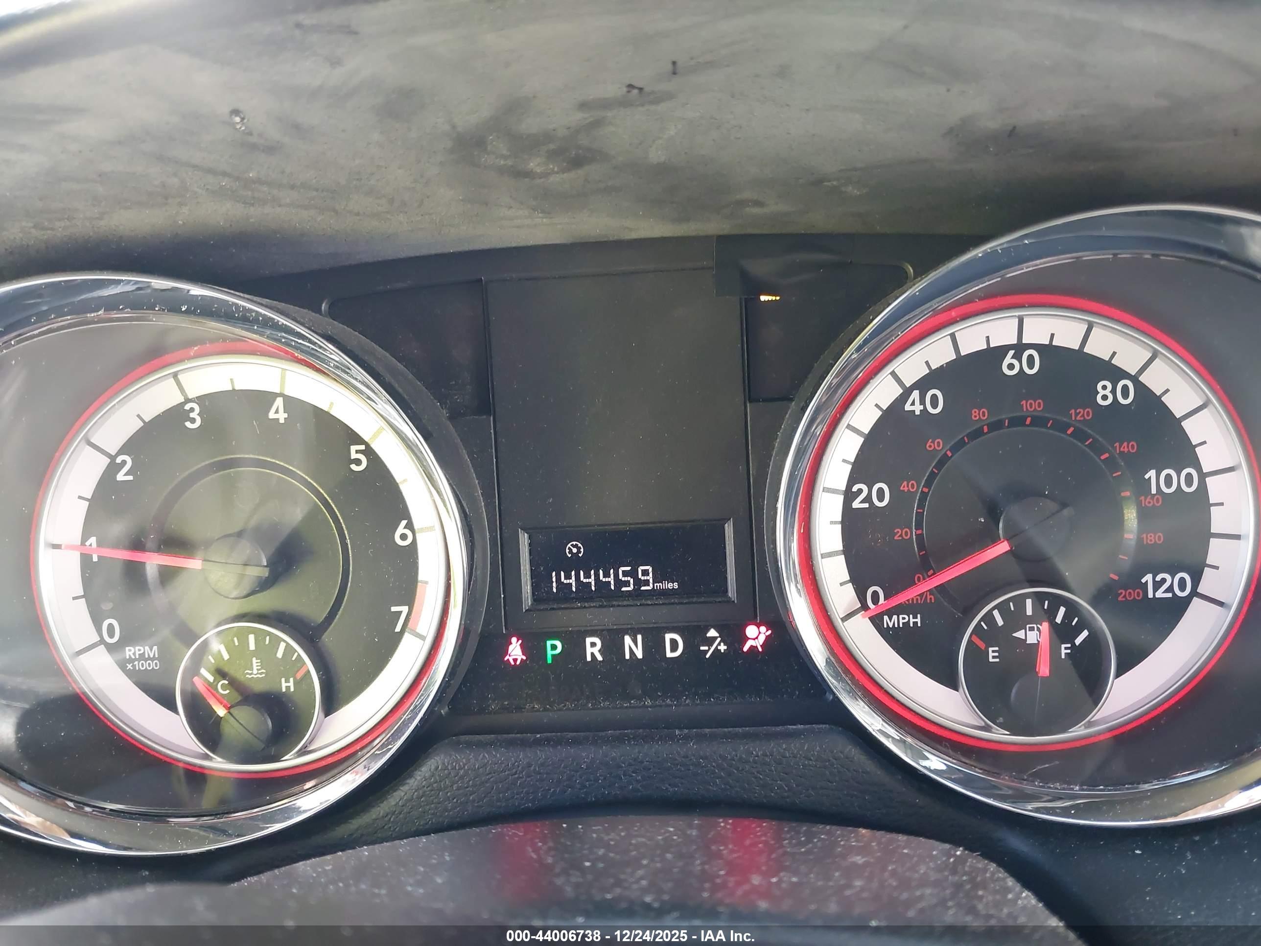 DODGE GRAND image 7
