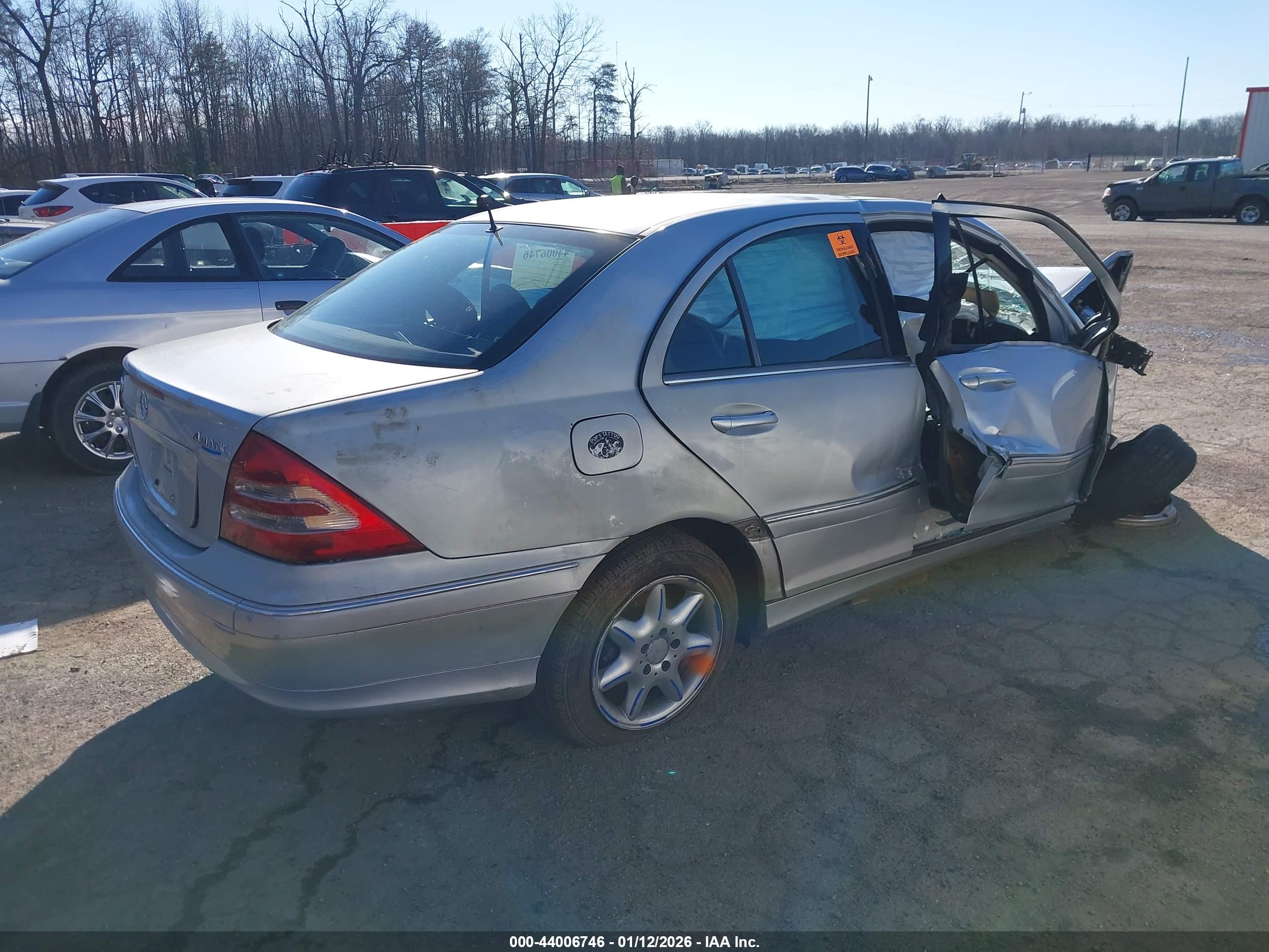 MERCEDES-BENZ C image 4