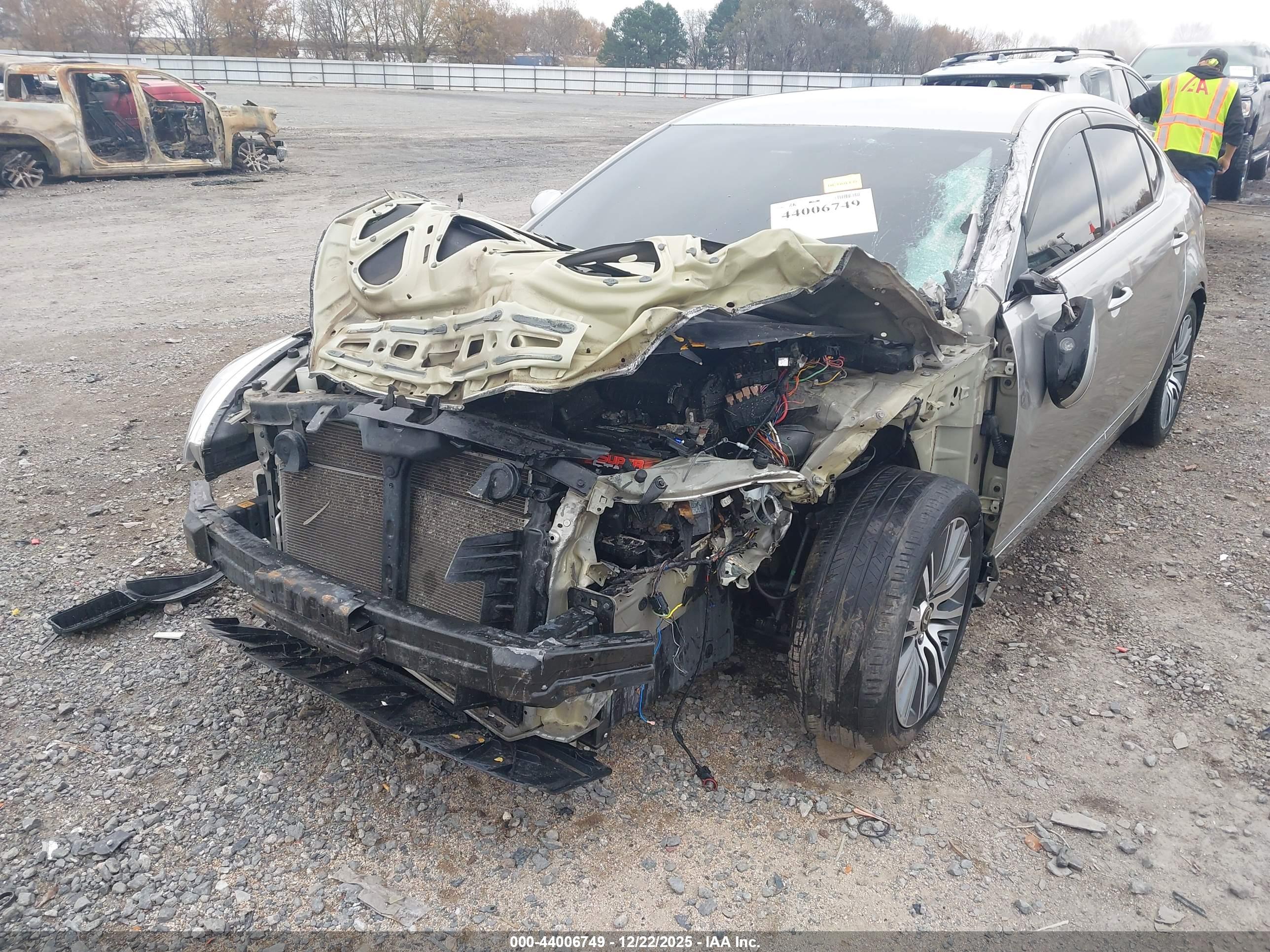 KIA CADENZA image 6