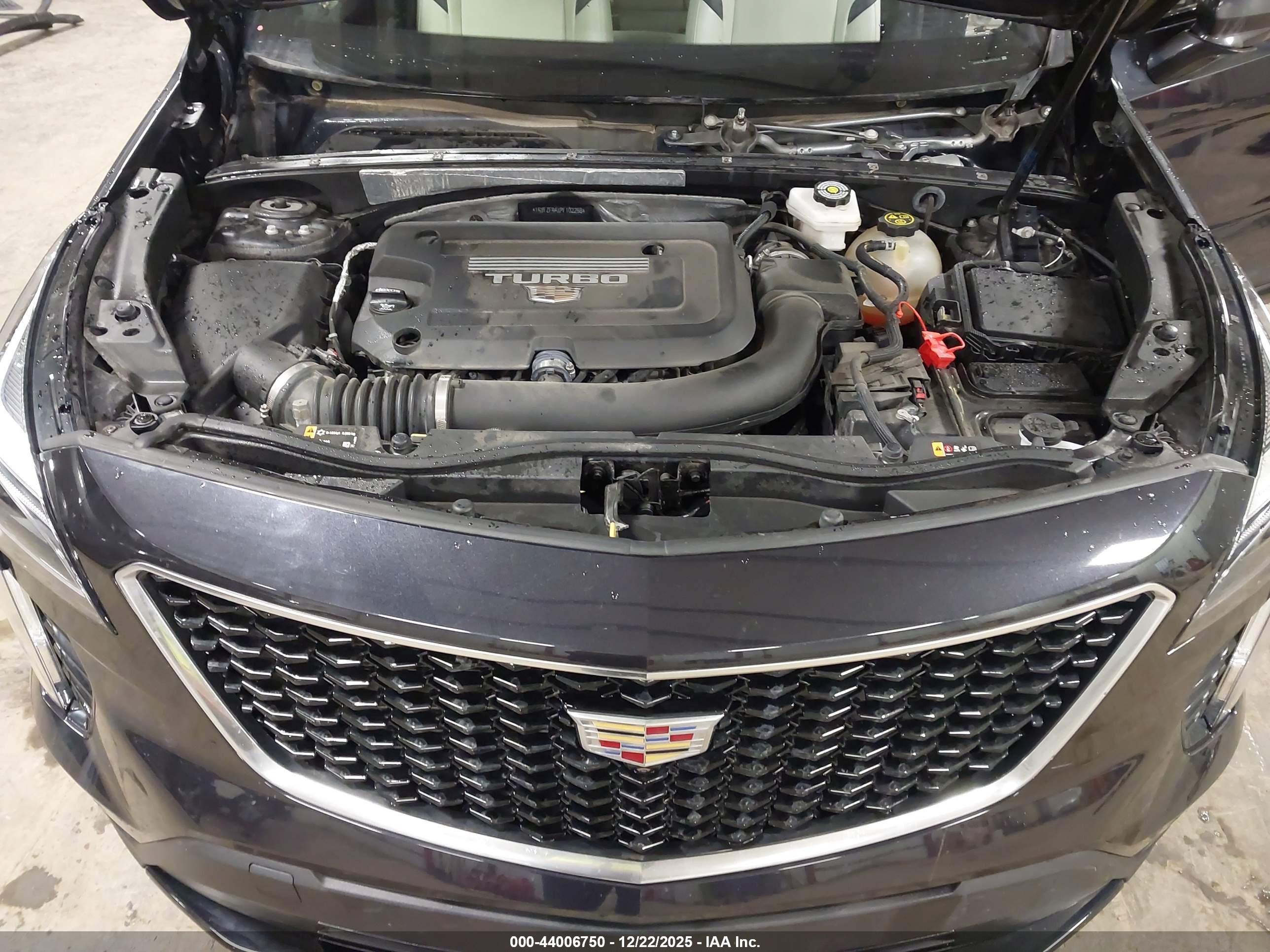 CADILLAC XT4 image 10