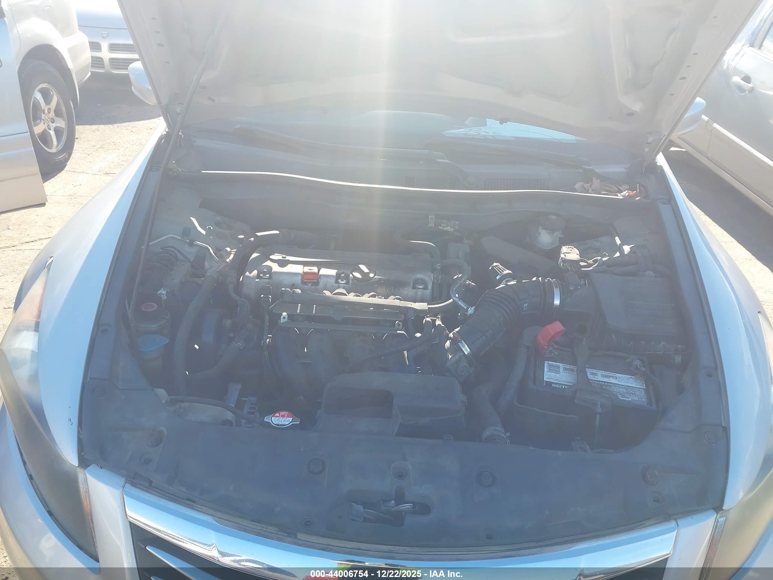 HONDA ACCORD image 10
