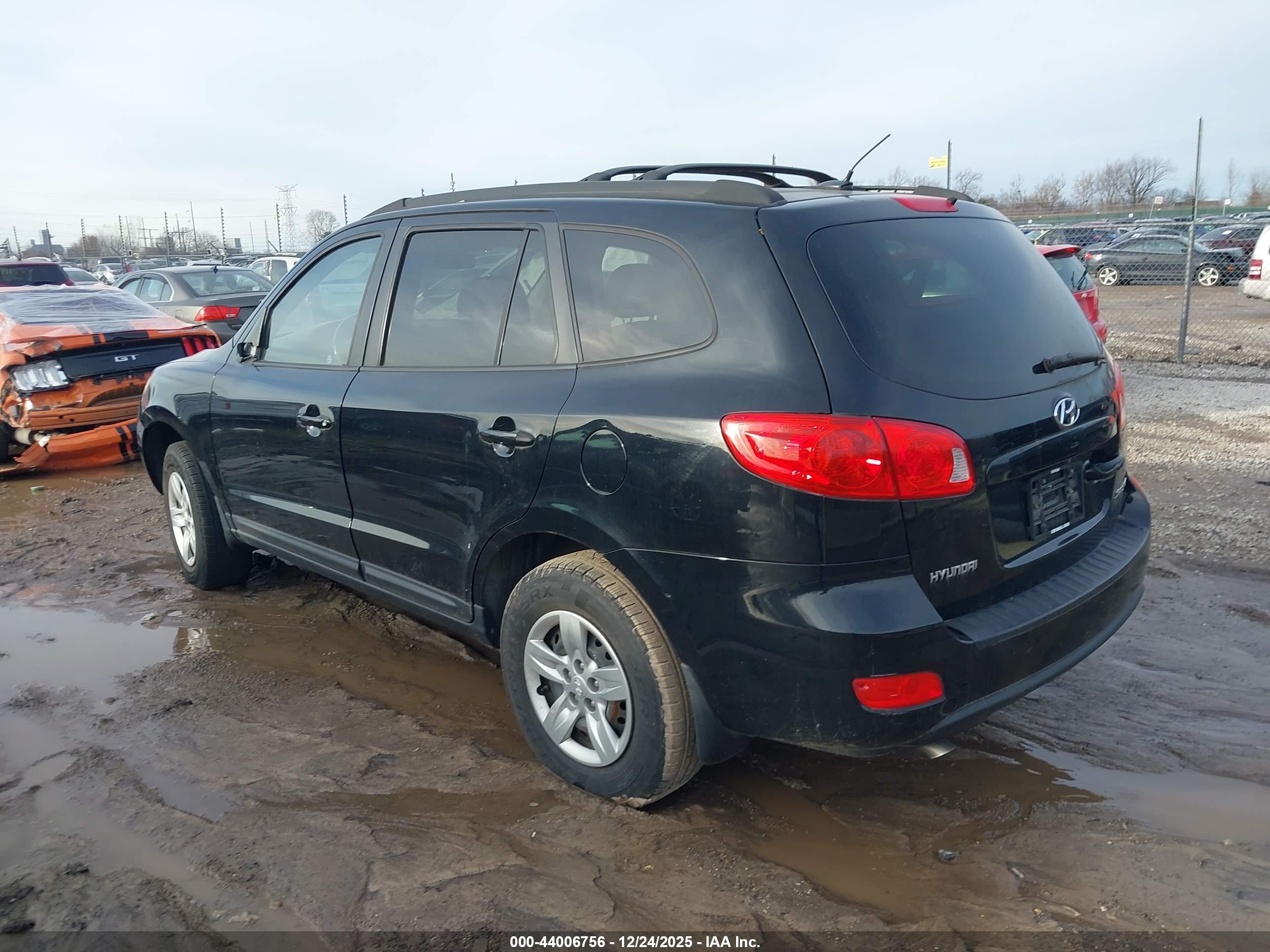 HYUNDAI SANTA image 3