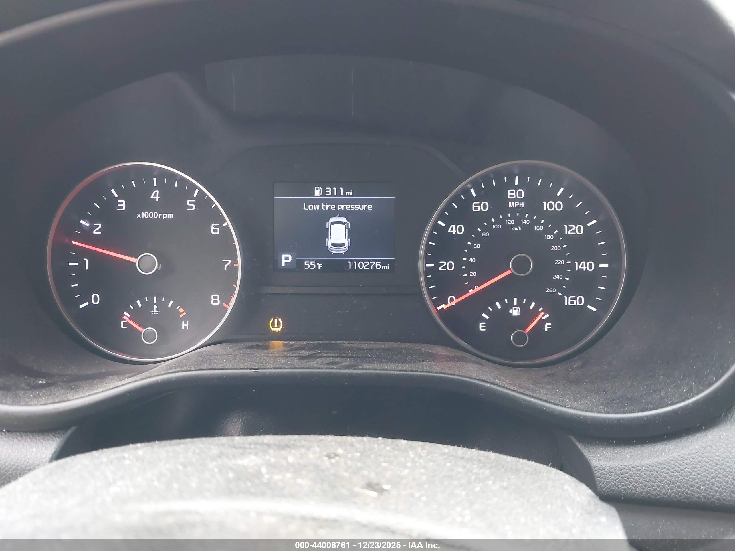 KIA SPORTAGE image 7