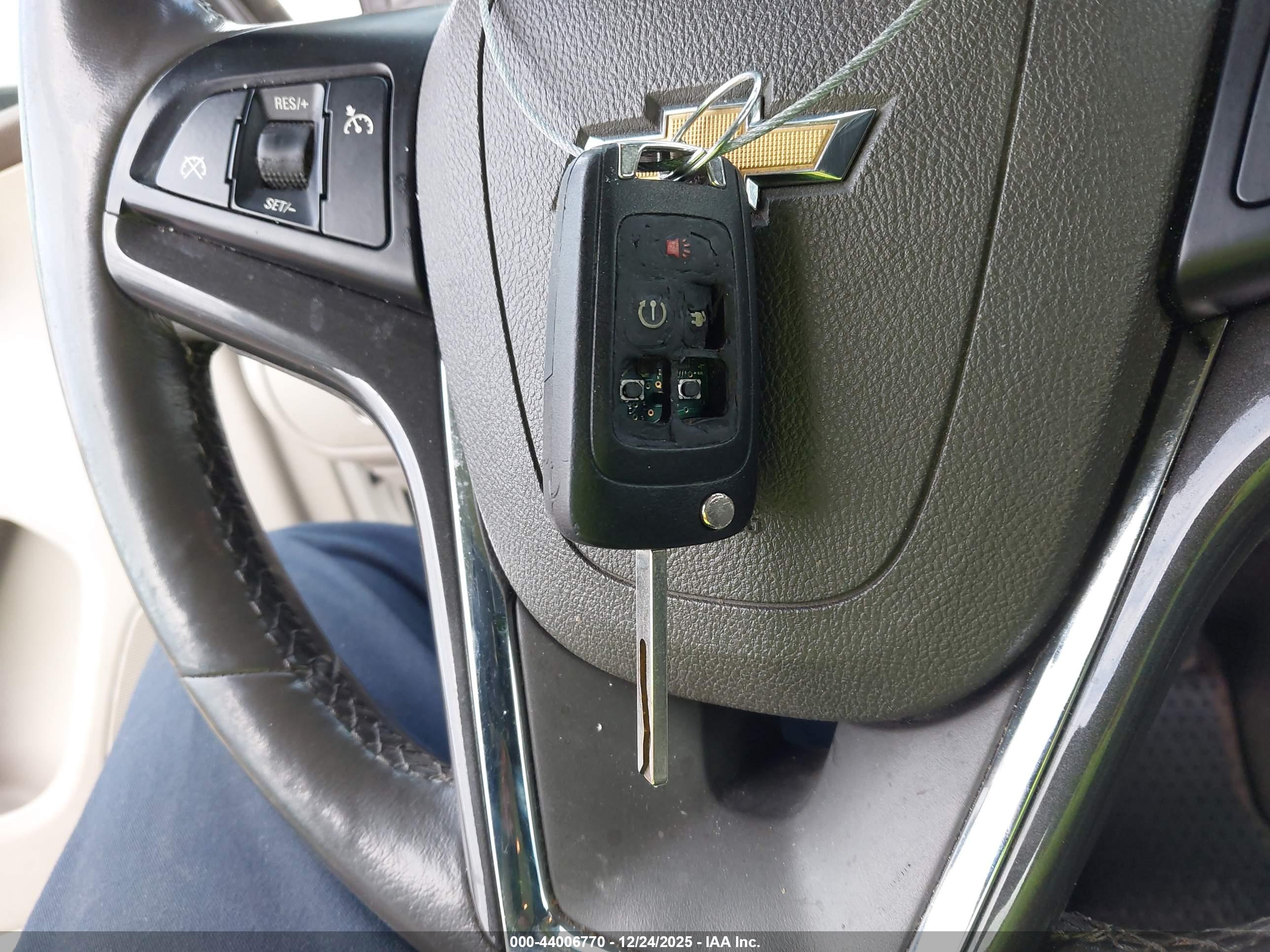 CHEVROLET VOLT image 11