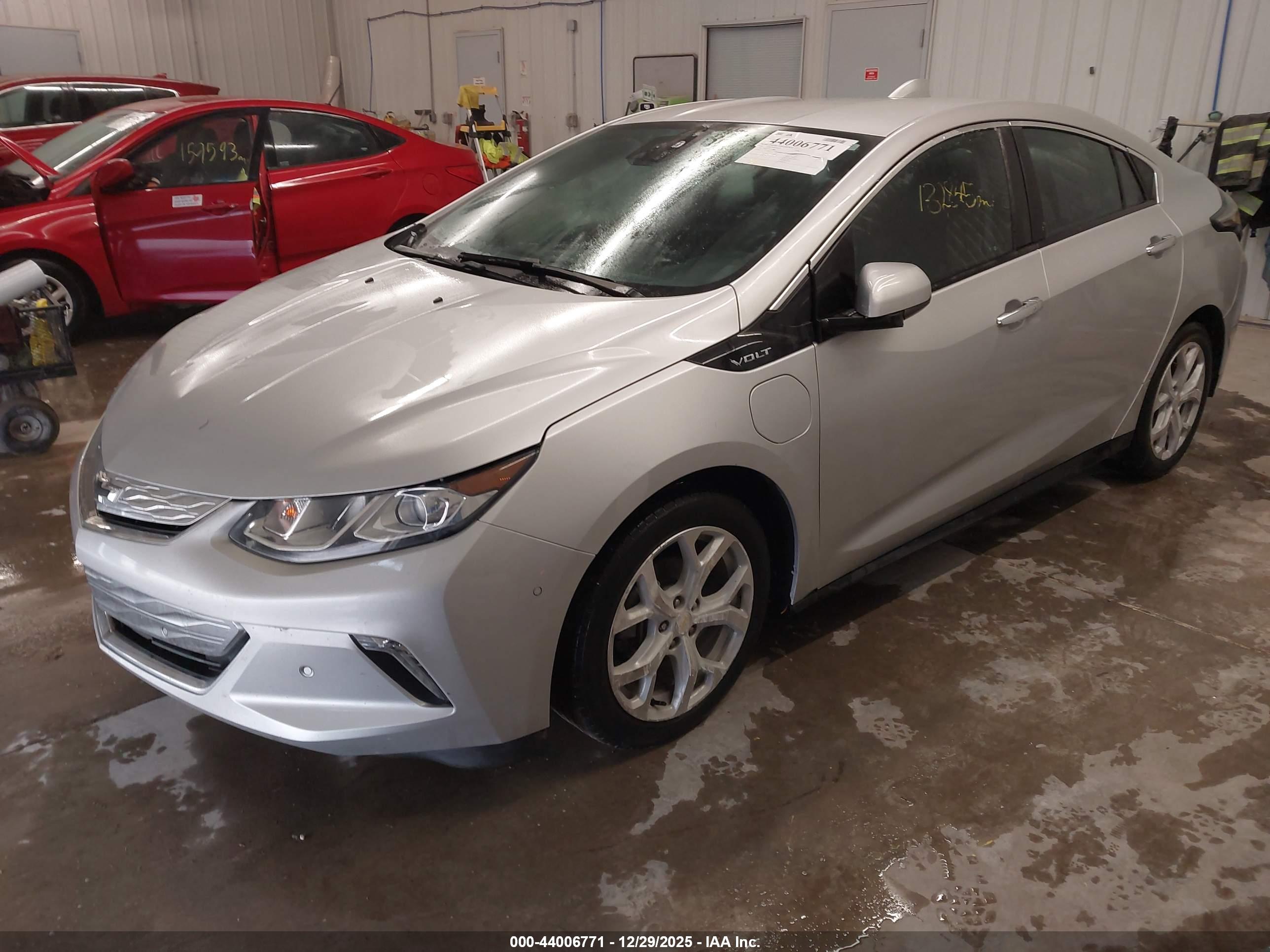 CHEVROLET VOLT image 2