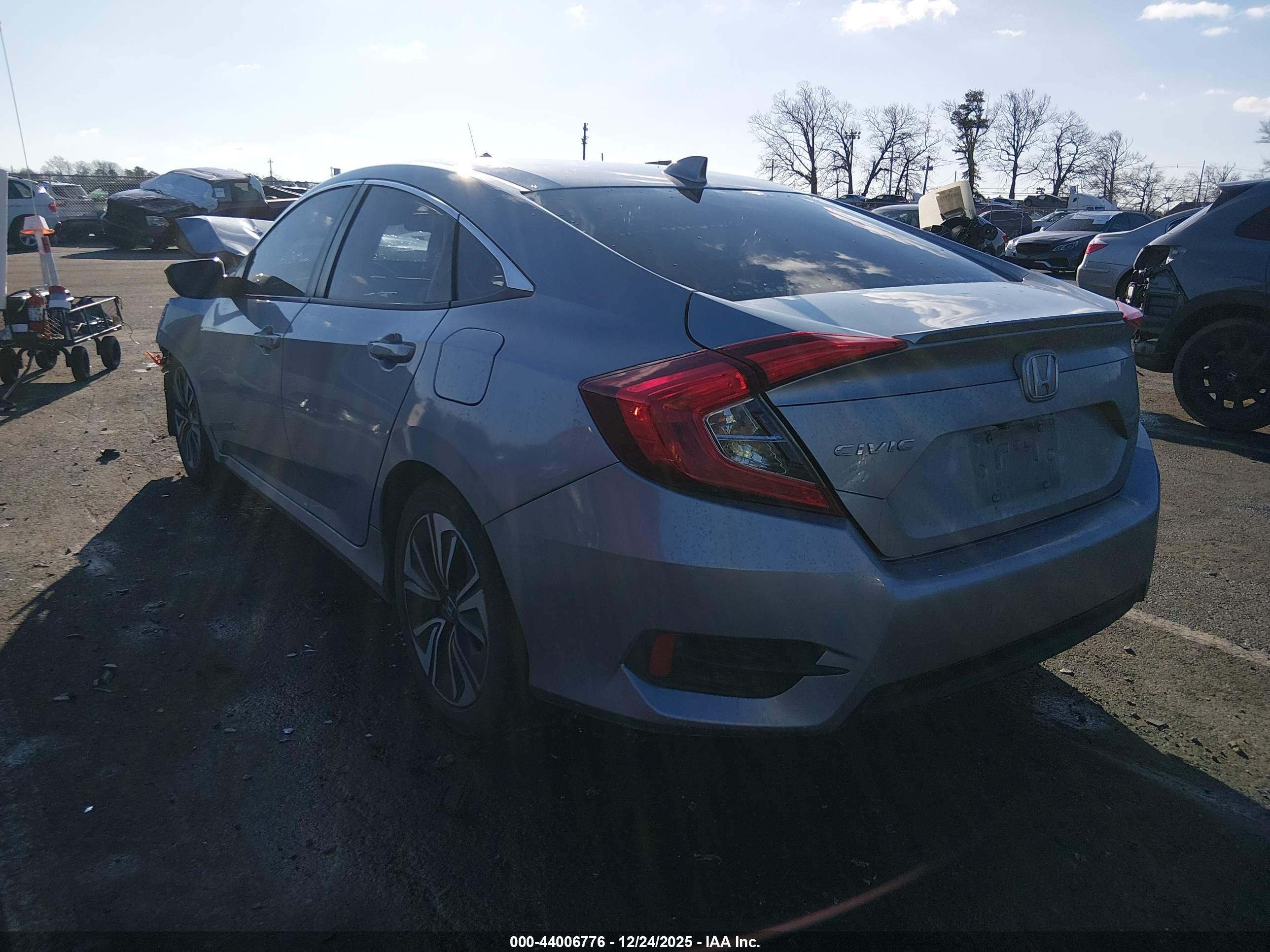 HONDA CIVIC image 3
