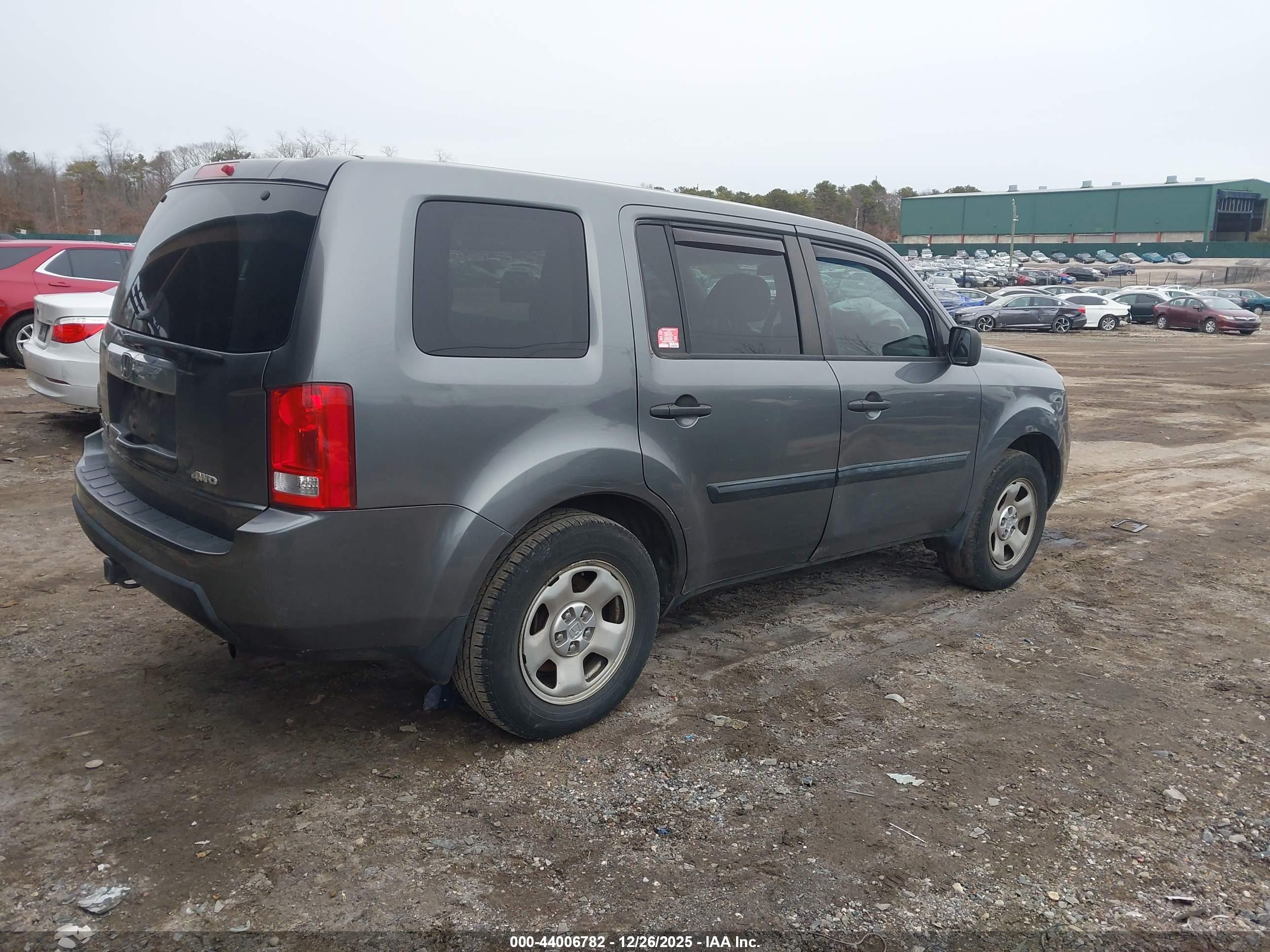 HONDA PILOT image 4