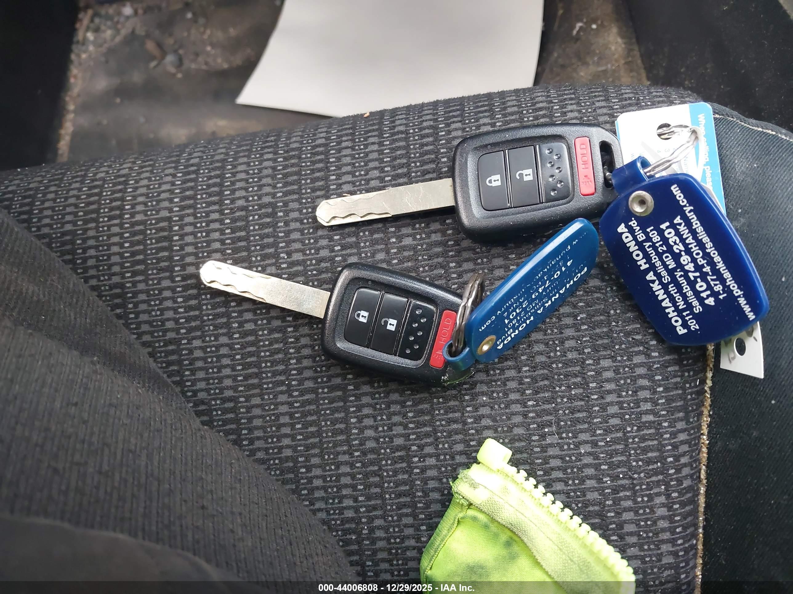 HONDA FIT image 11