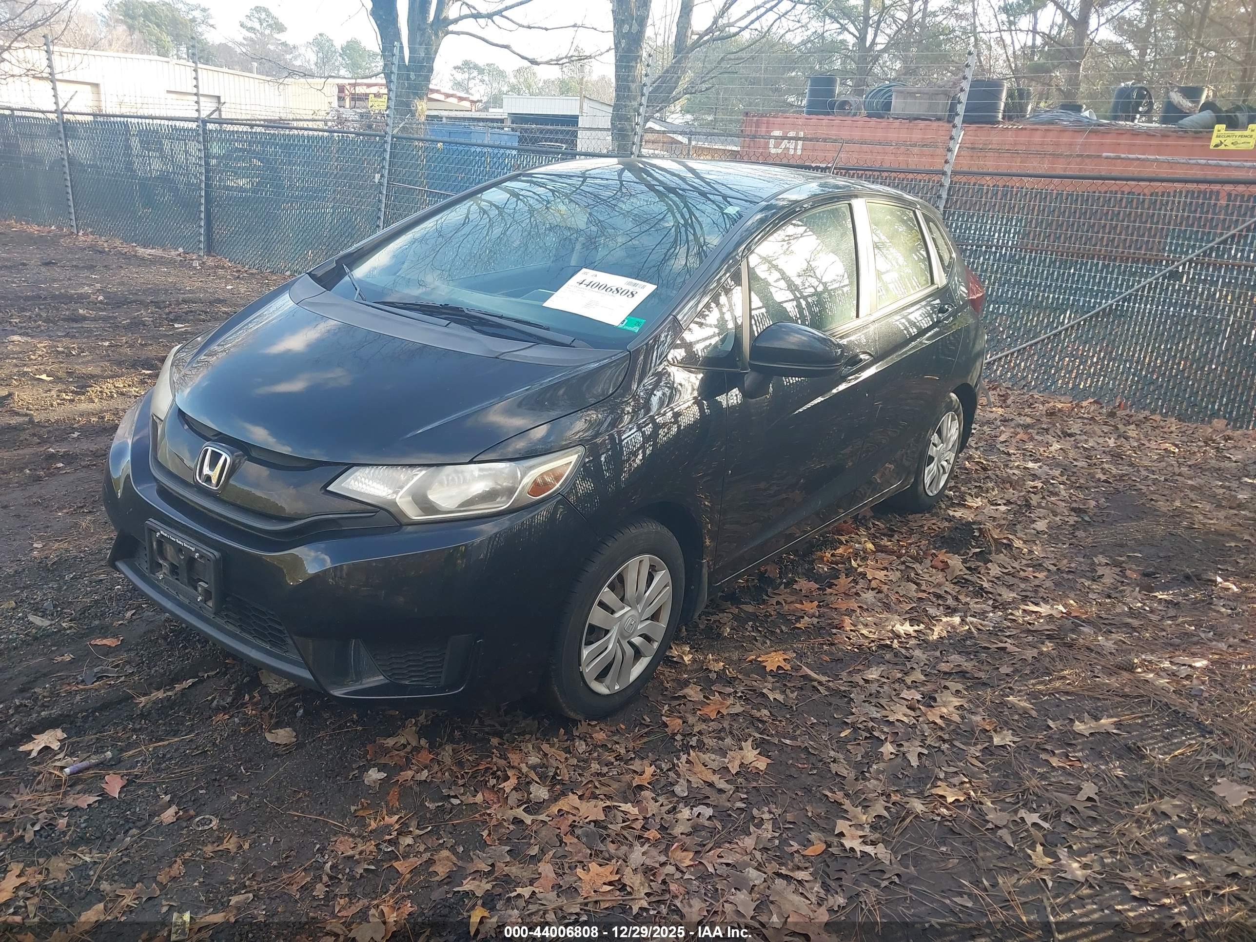 HONDA FIT image 2