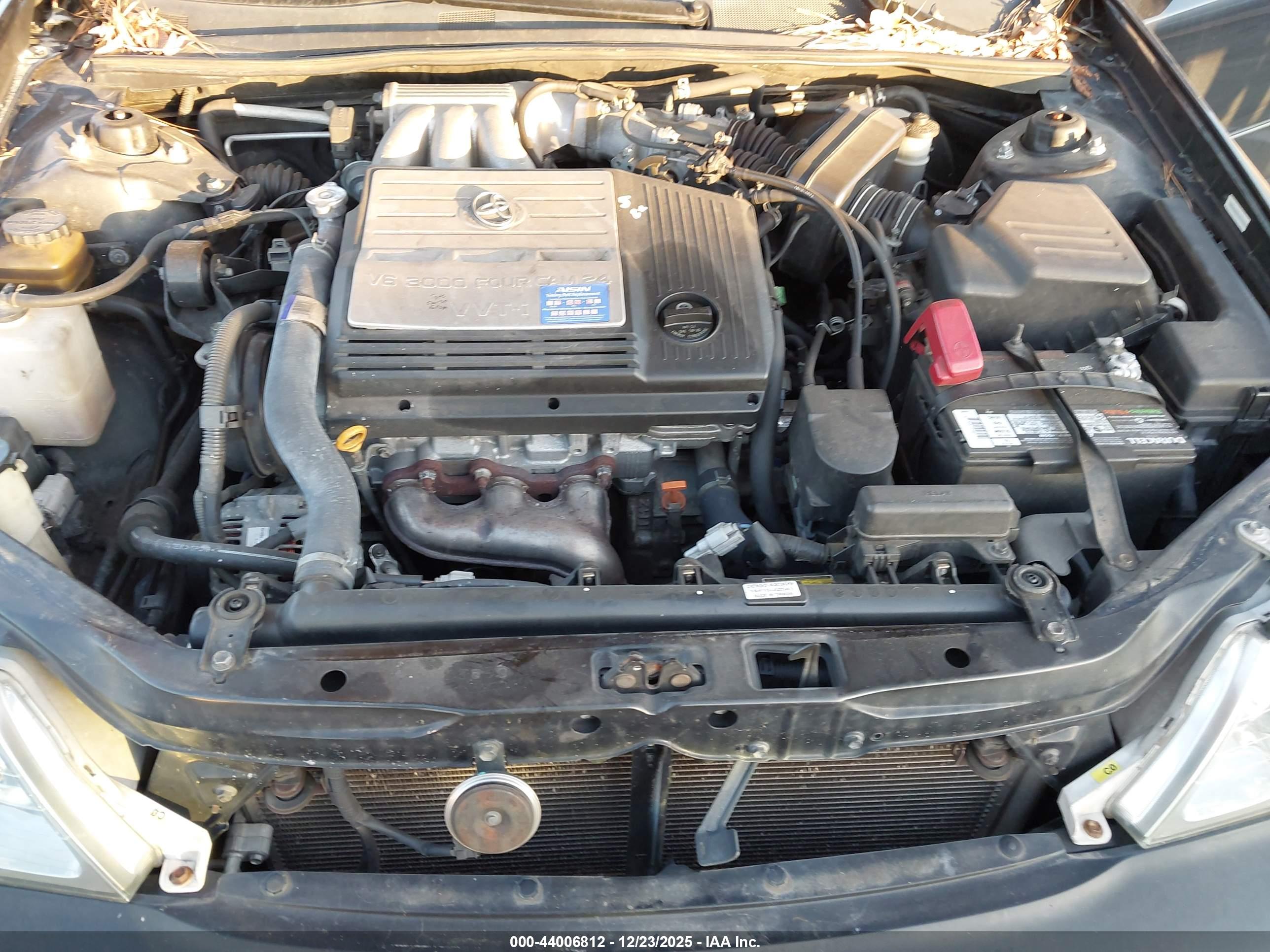 TOYOTA AVALON image 10