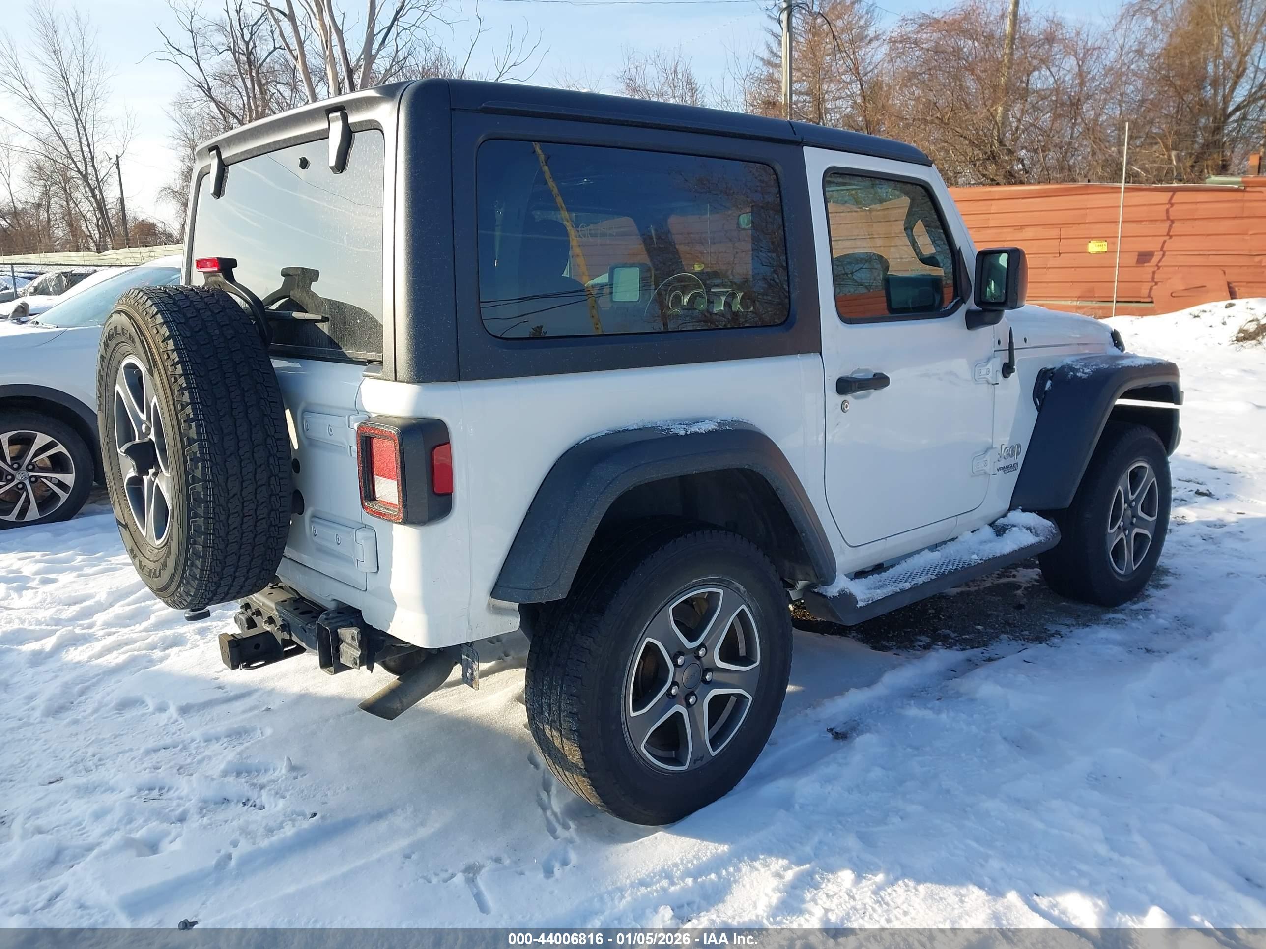 JEEP WRANGLER image 4