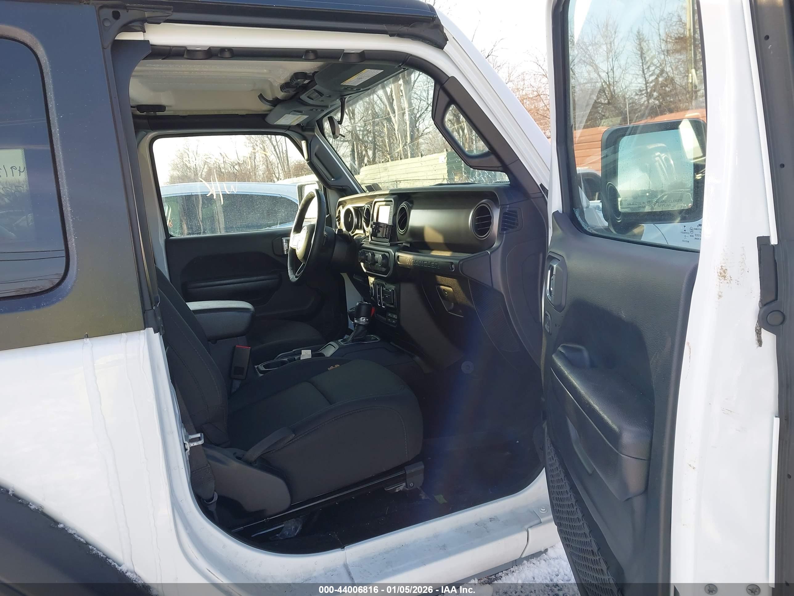 JEEP WRANGLER image 5