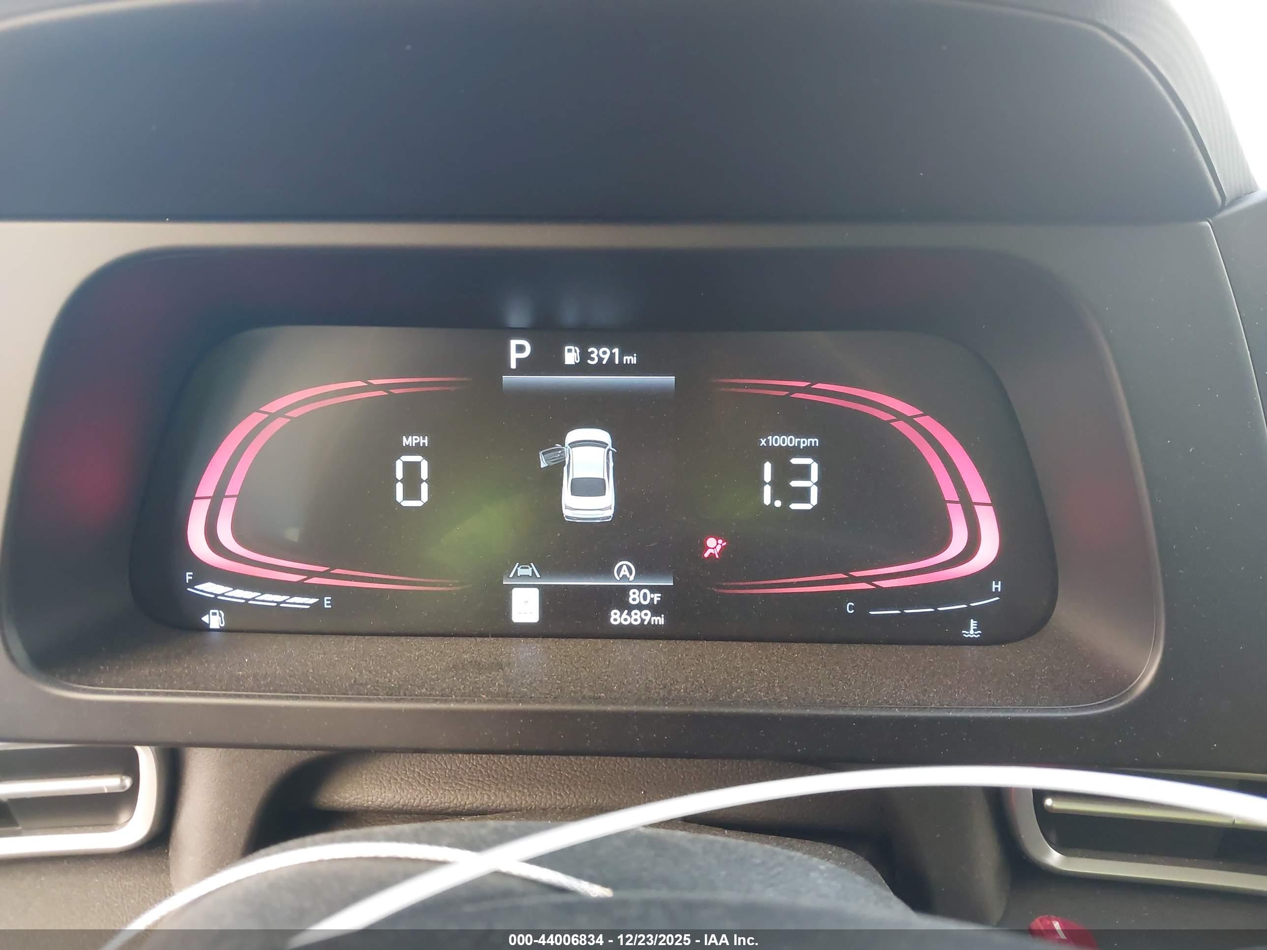 HYUNDAI ELANTRA image 7