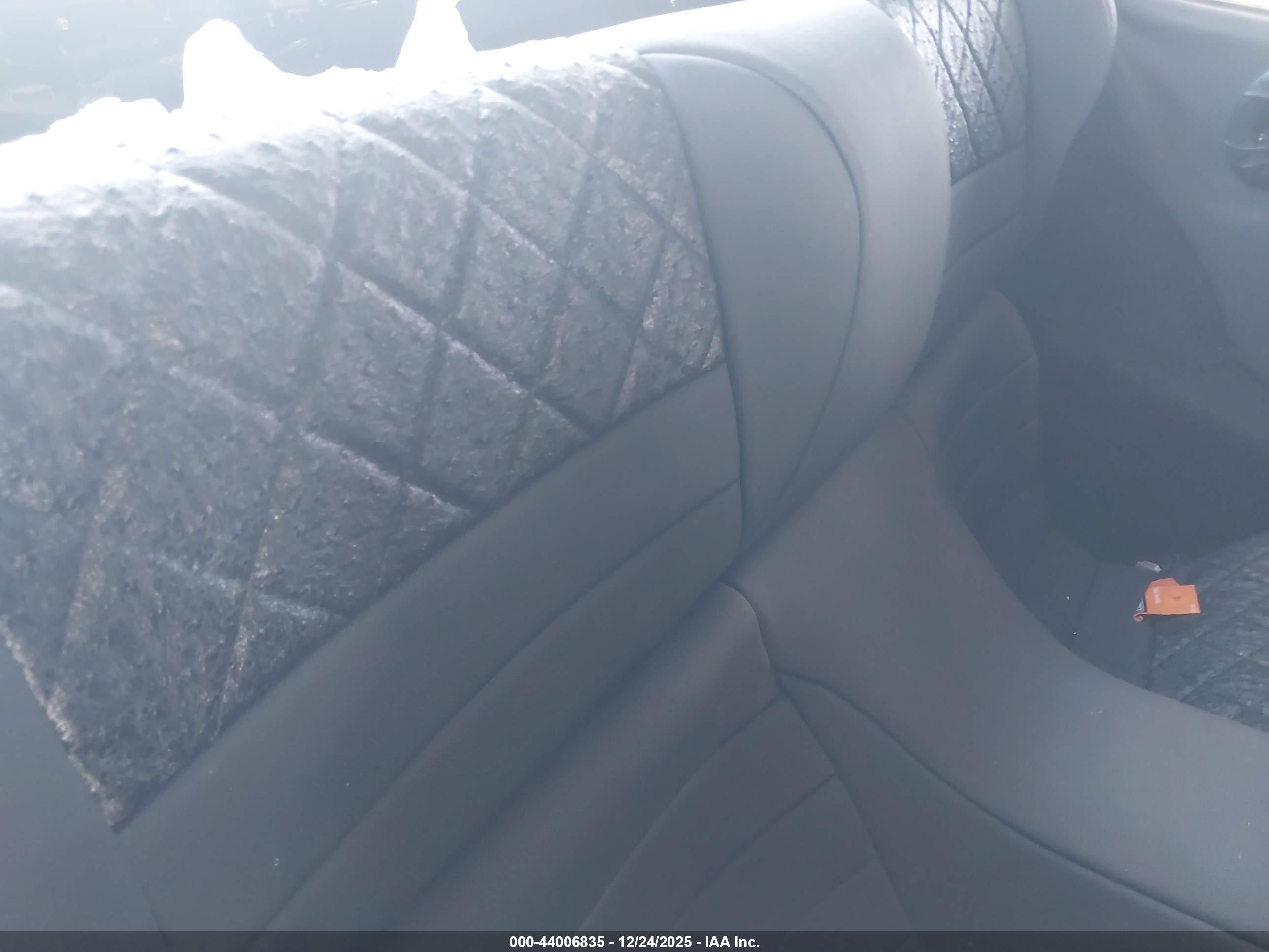 PORSCHE 944 image 8