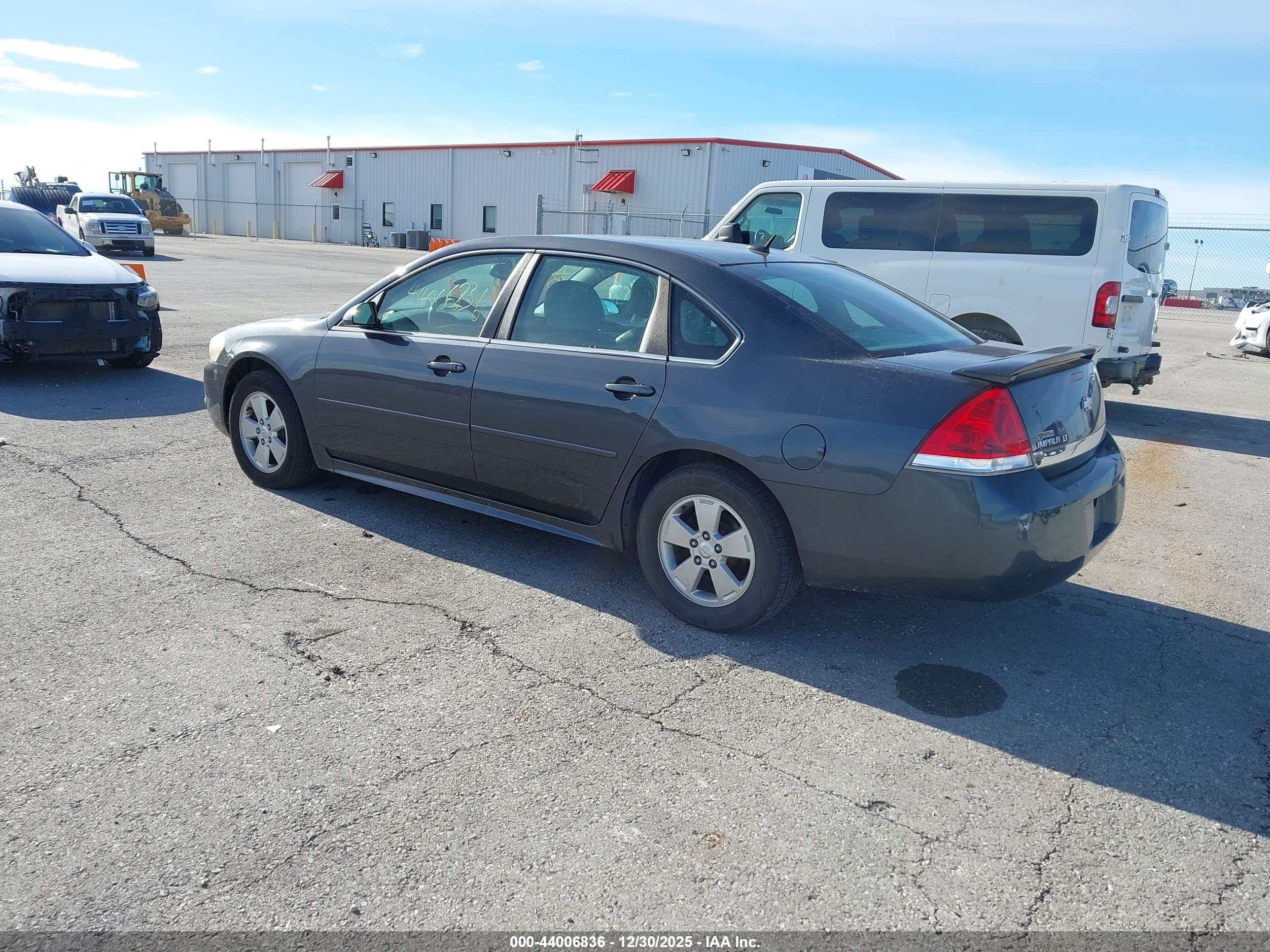 CHEVROLET IMPALA image 3