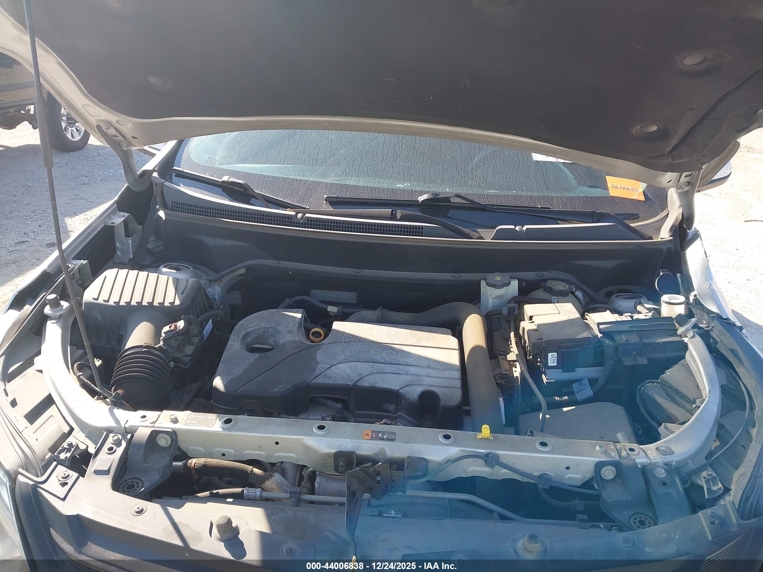 CHEVROLET EQUINOX image 10
