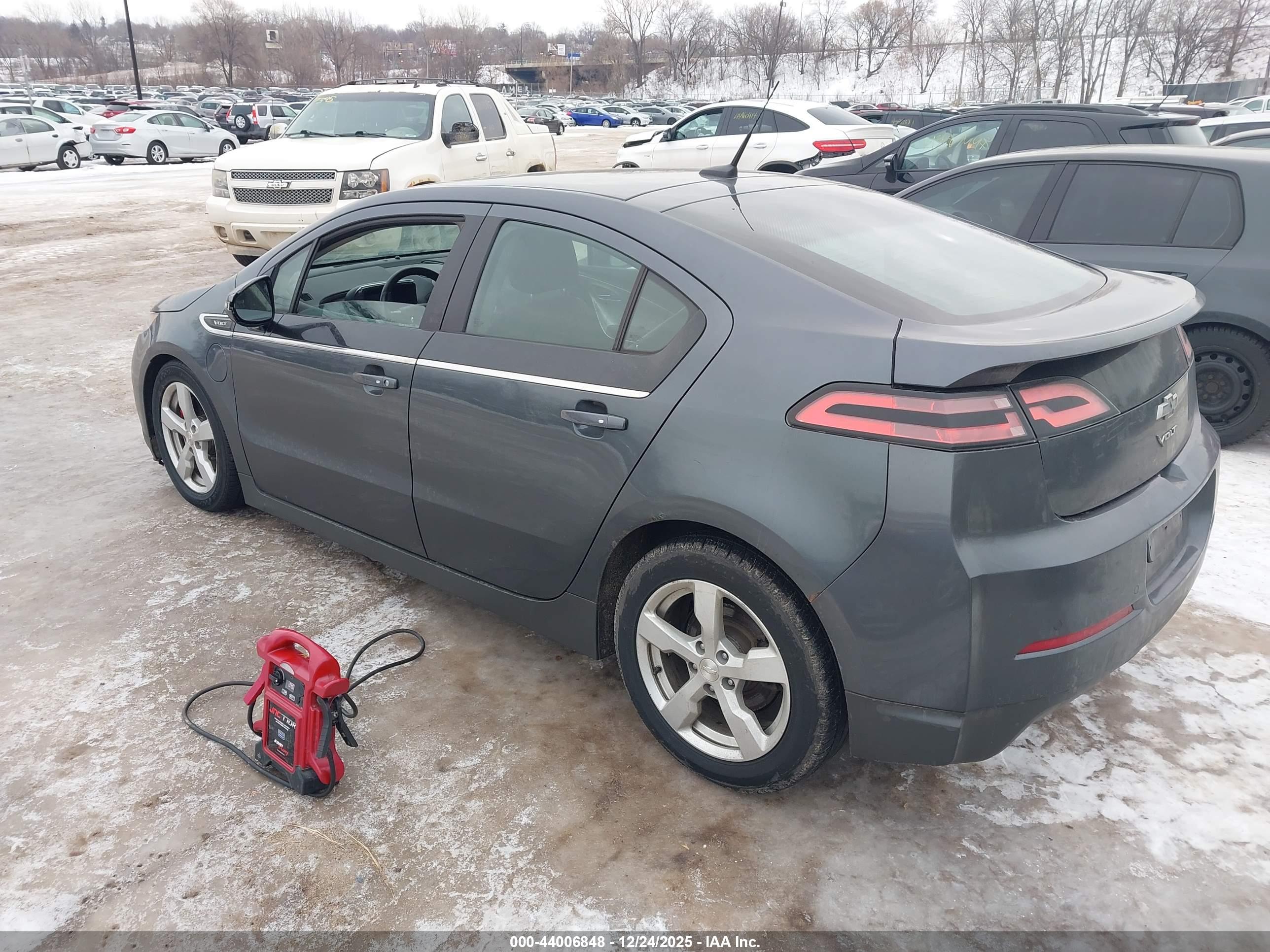 CHEVROLET VOLT image 3