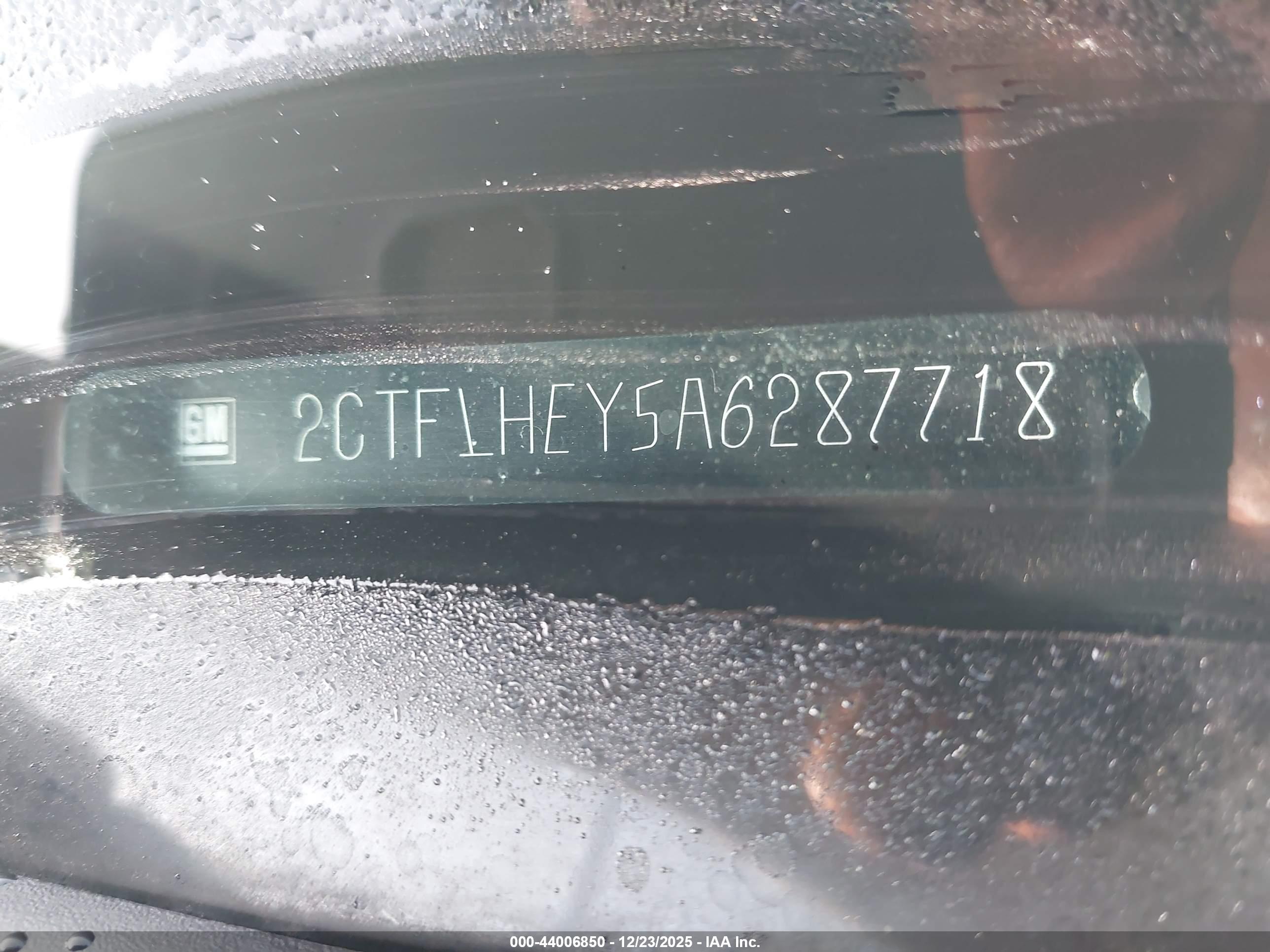 GMC TERRAIN image 9