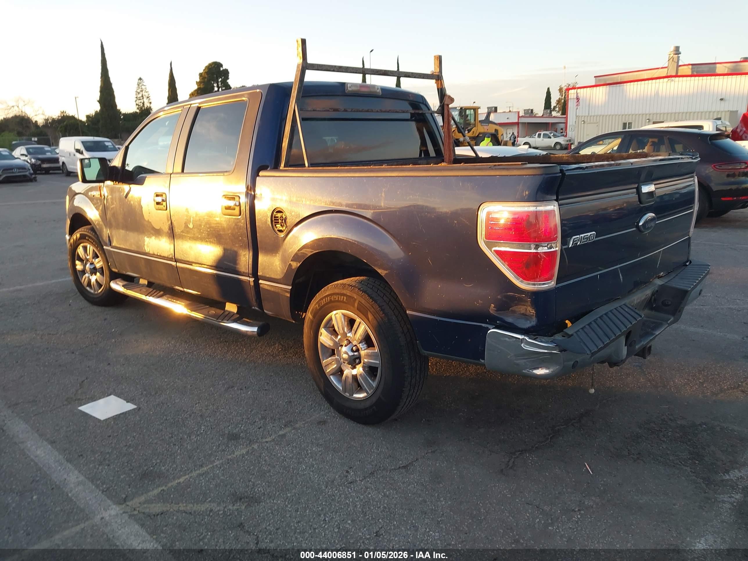 FORD F-150 image 3