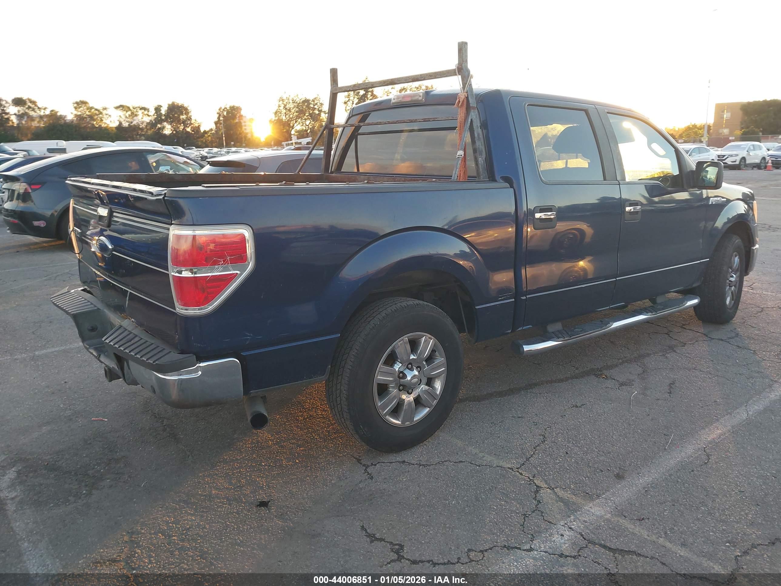 FORD F-150 image 4